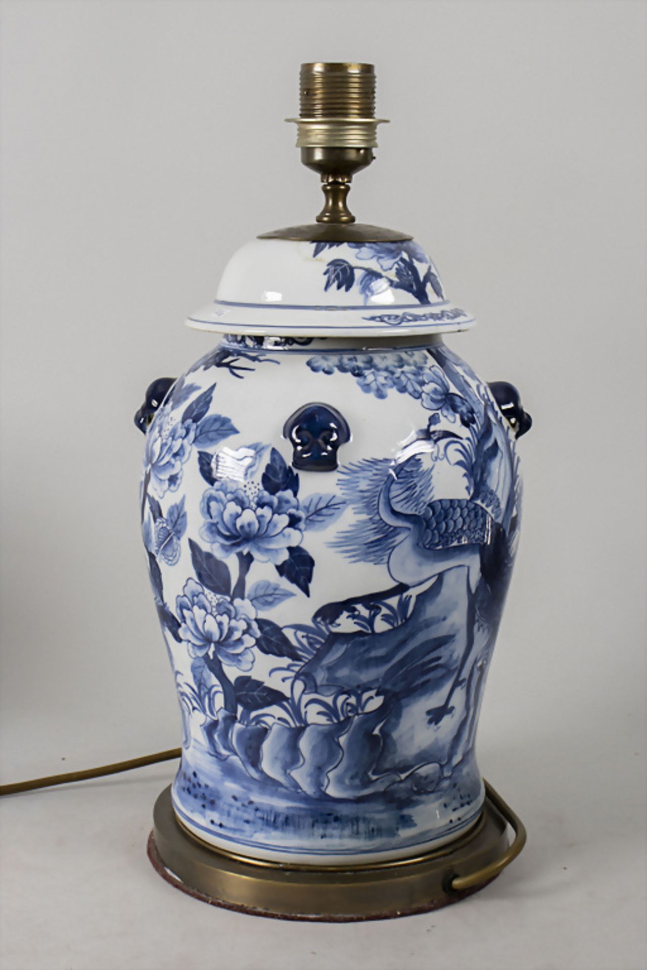 Deckelvase als Lampenfuß / A lidded vase as lamp base, China, Qing-Dynastie, wohl Guangxu ... - Image 3 of 8