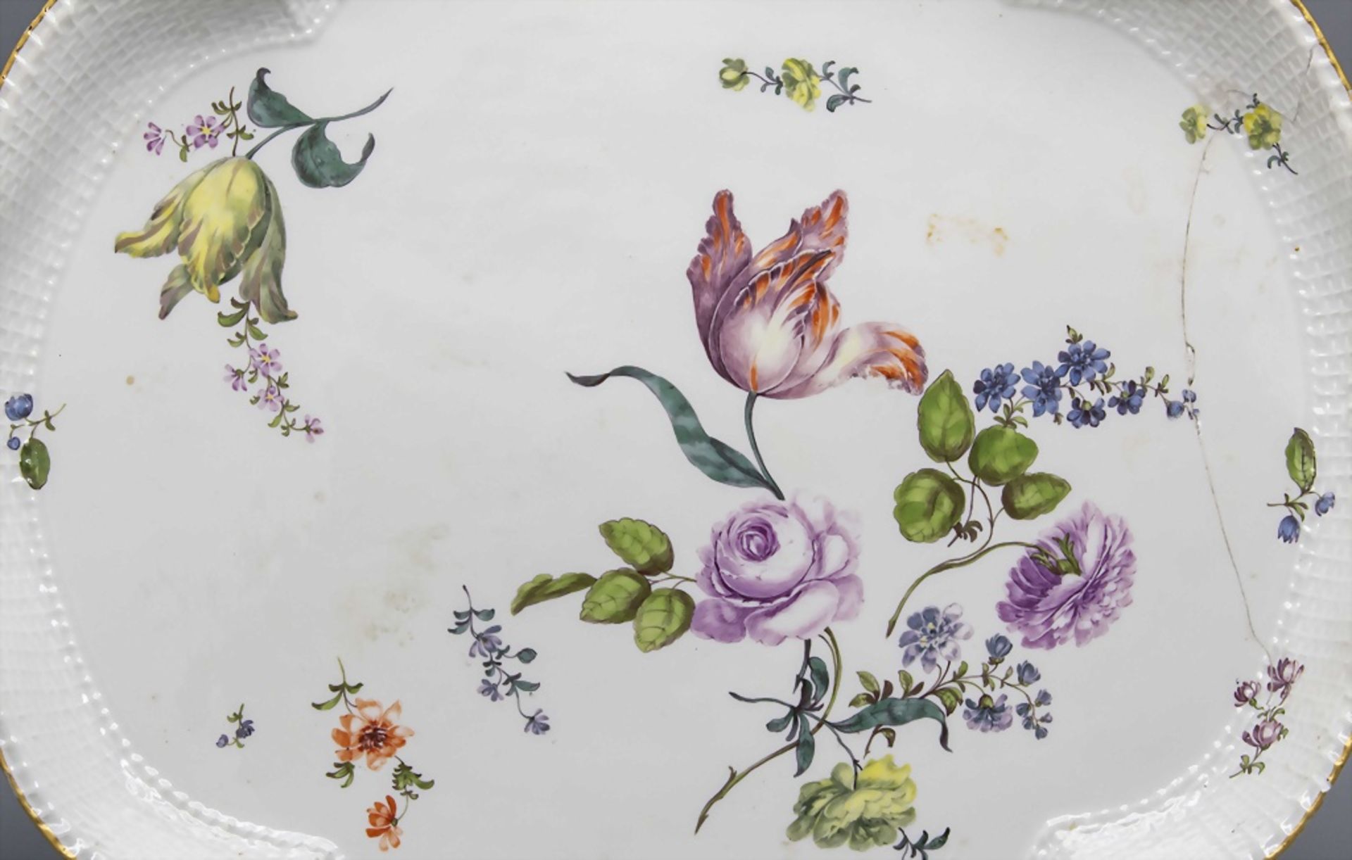 Schale mit Blumenmalerei / A bowl with flowers, Meissen, 18. Jh. - Bild 2 aus 3