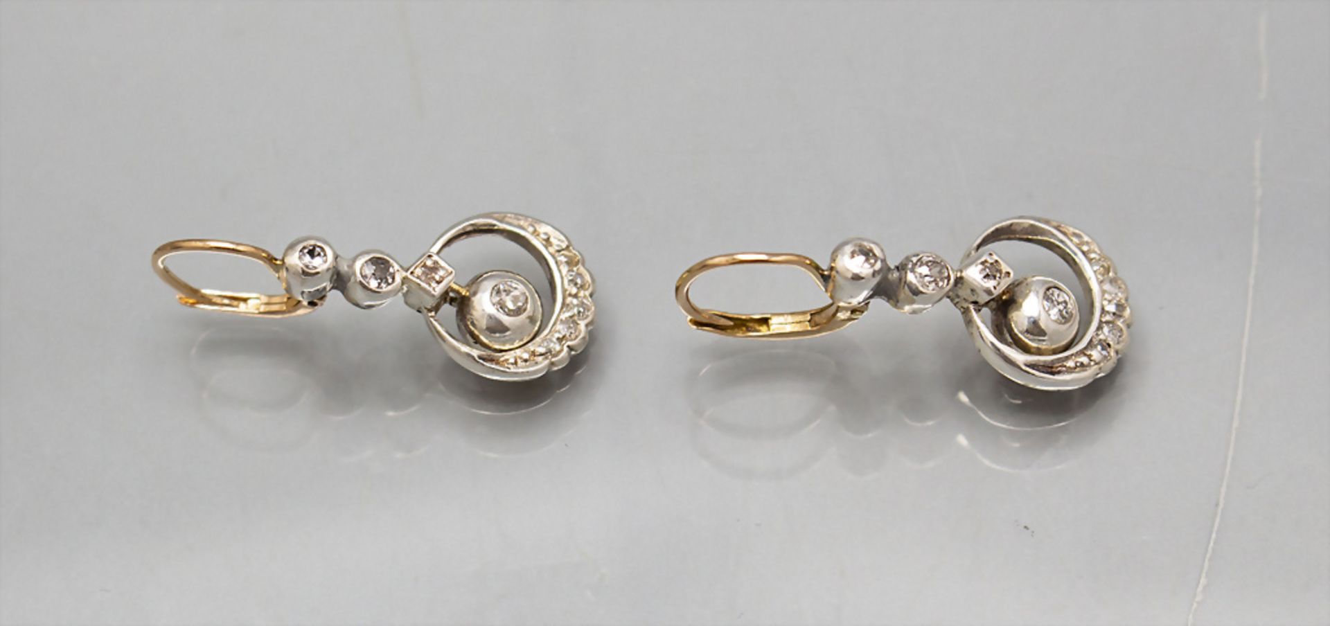 Paar Ohrringe / A pair of 14 ct gold earrings with diamonds
