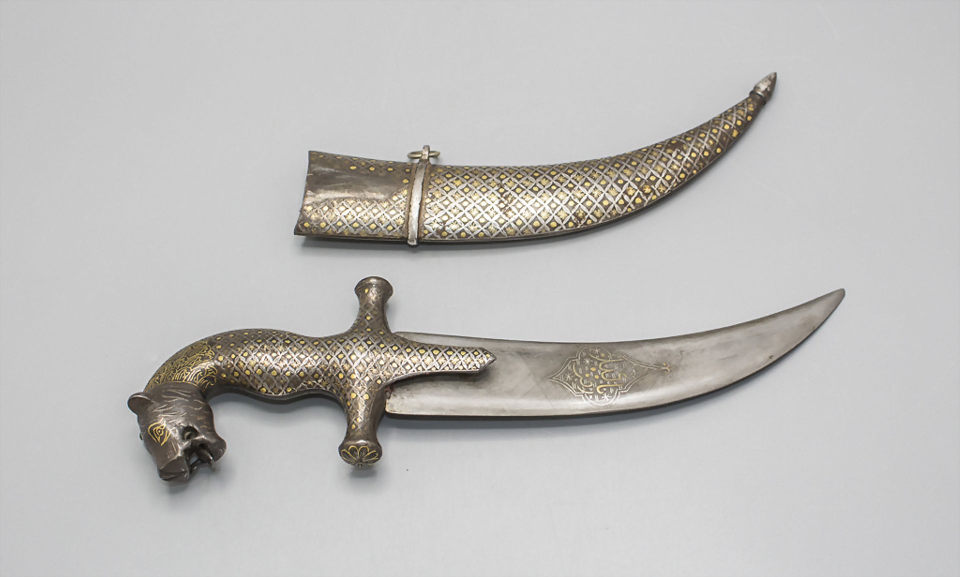 Gold und Silber tauschierter Mughal Dolch / A Mughal dagger, Indo-Persisch, 20. Jh.