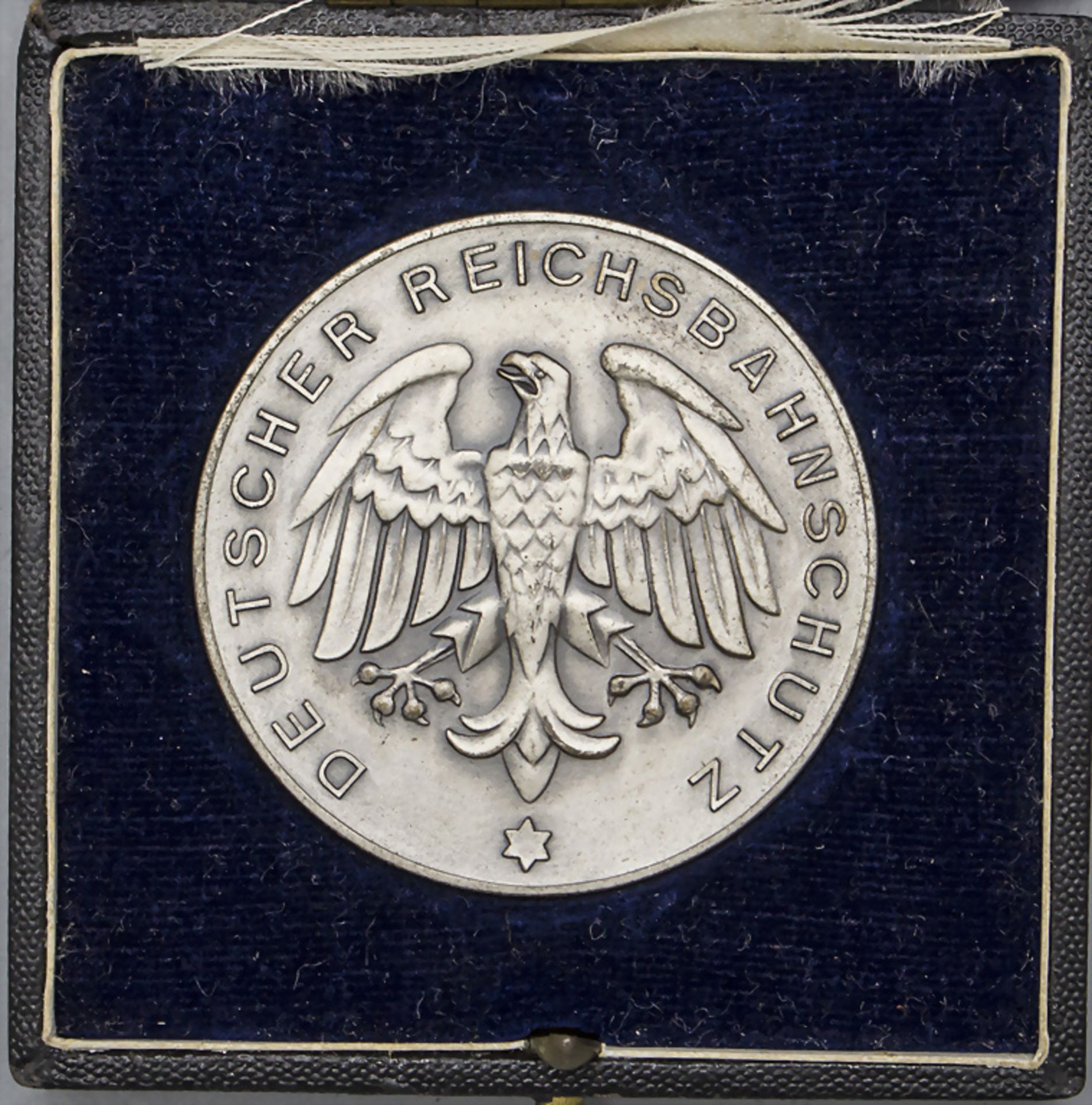 Gedenkmünze Reichsbahndirektion Stuttgart zum 10-jährigen Bestehen des Bahnschutzes, 1929