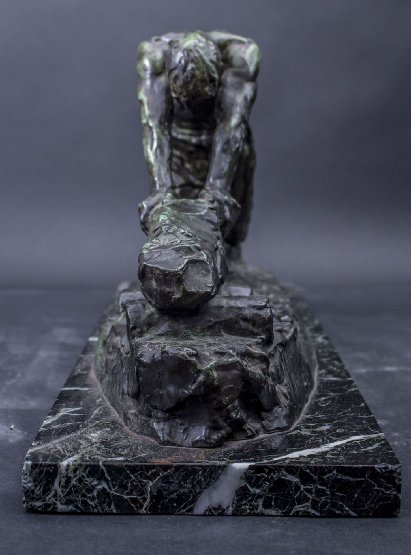 Victor DEMANET (1895-1964), Bronzeplastik 'Muskulöser Arbeiter im Steinbruch', Frankreich / ... - Image 3 of 8