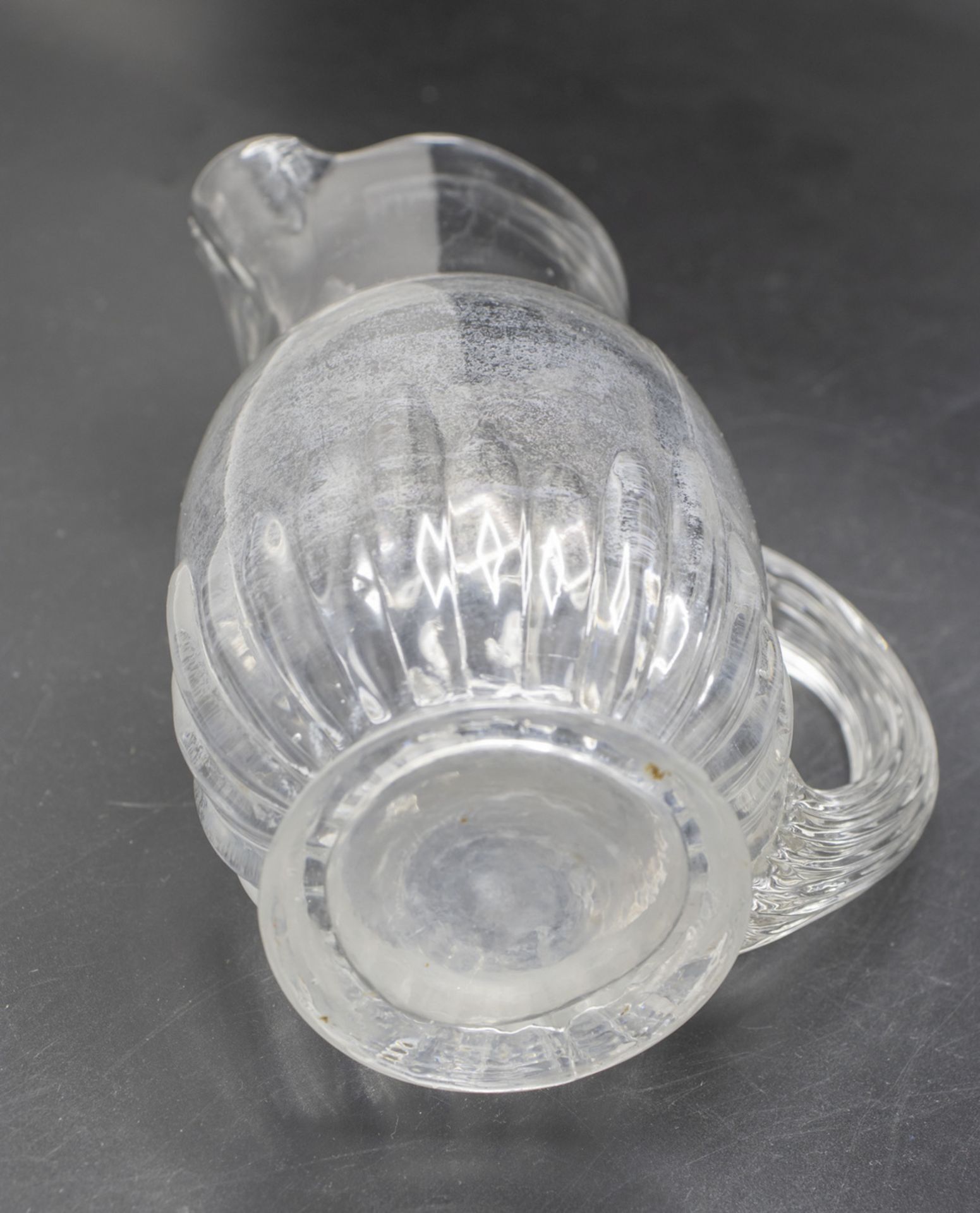 Saftkrug / A glass jug, Frankreich, 18. Jh. - Bild 5 aus 5