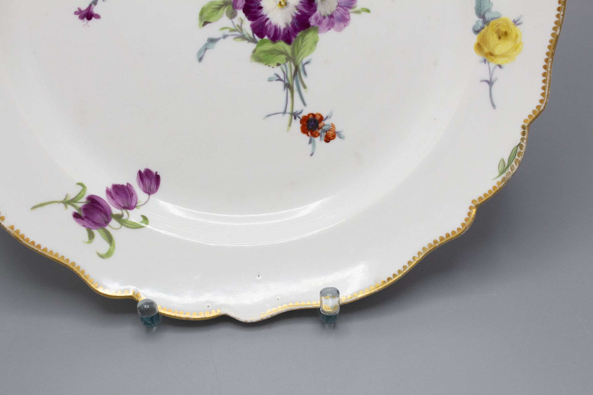 2 große Teller / 2 large plates, Meissen, Marcolini-Periode, 1774-1814 - Image 5 of 6