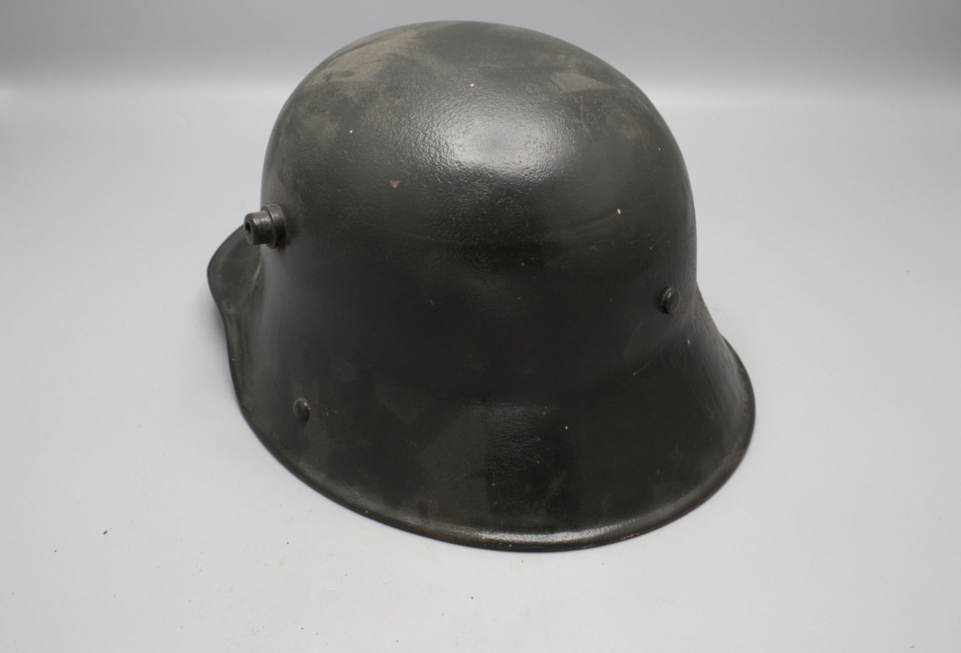 Stahlhelm mit Brille / A steel helmet with glasses - Image 2 of 3