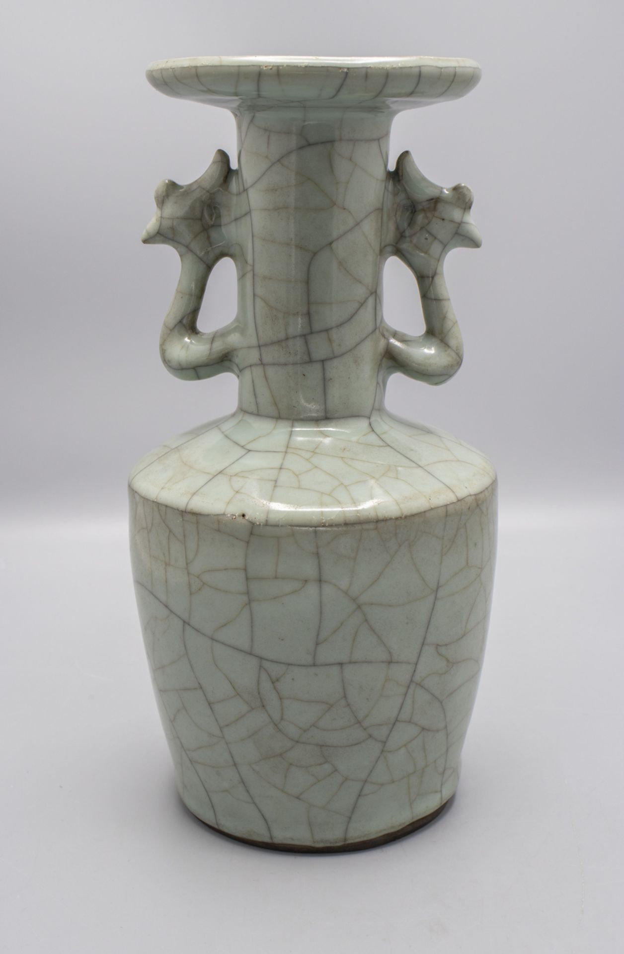 Henkelvase / A handle vase, Ming-Stil, China - Image 3 of 6