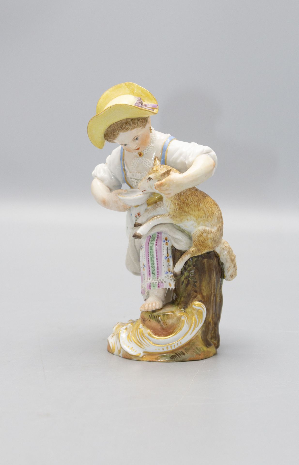 Figur 'Schäferin mit Hut und Lamm' / A figure of a shepherdess with hat and lamb, Meissen, ...
