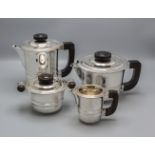 Art Déco Kaffee- und Teekern / An Art Deco coffee and tea set, Louis Ravinet & Charles ...