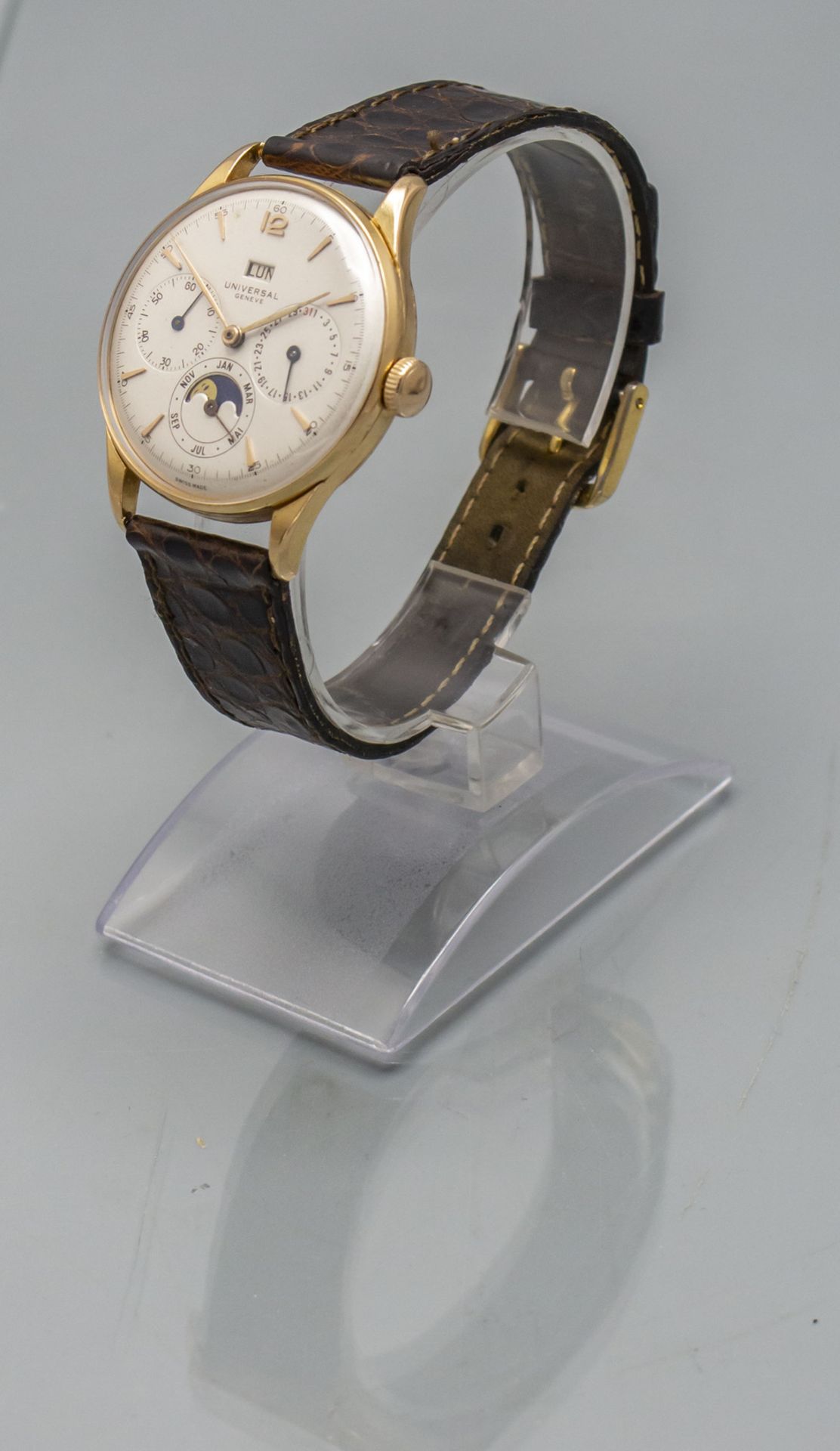 Armbanduhr mit Kalender / An 18 ct gold wristwatch with calendar, Universal Geneve, um 1950 - Bild 2 aus 6