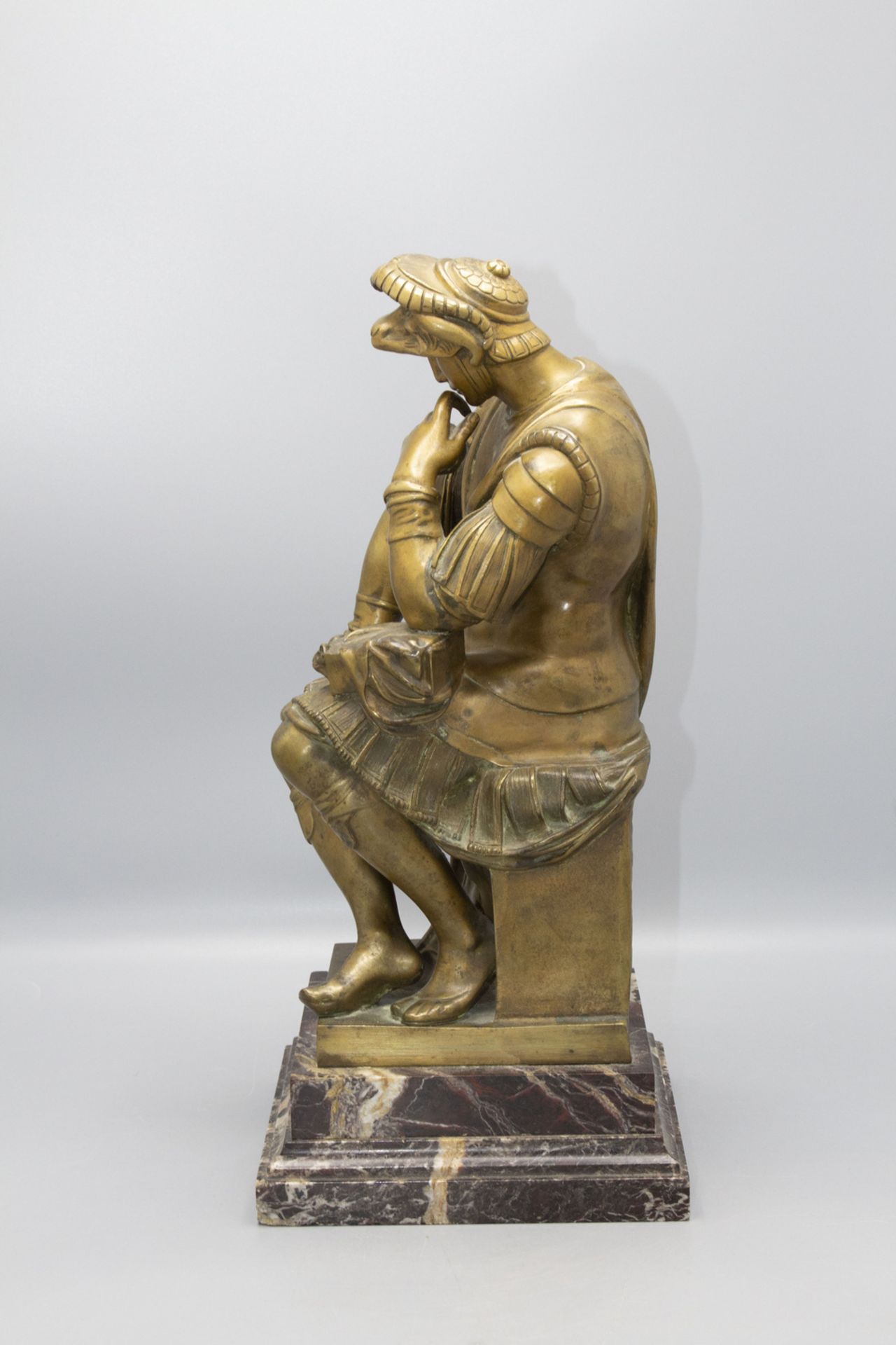 Bronzefigur, nach Michelangelo, 'Lorenzo de' Medici' / A bronze figure, after Michelangelo, ... - Bild 5 aus 7