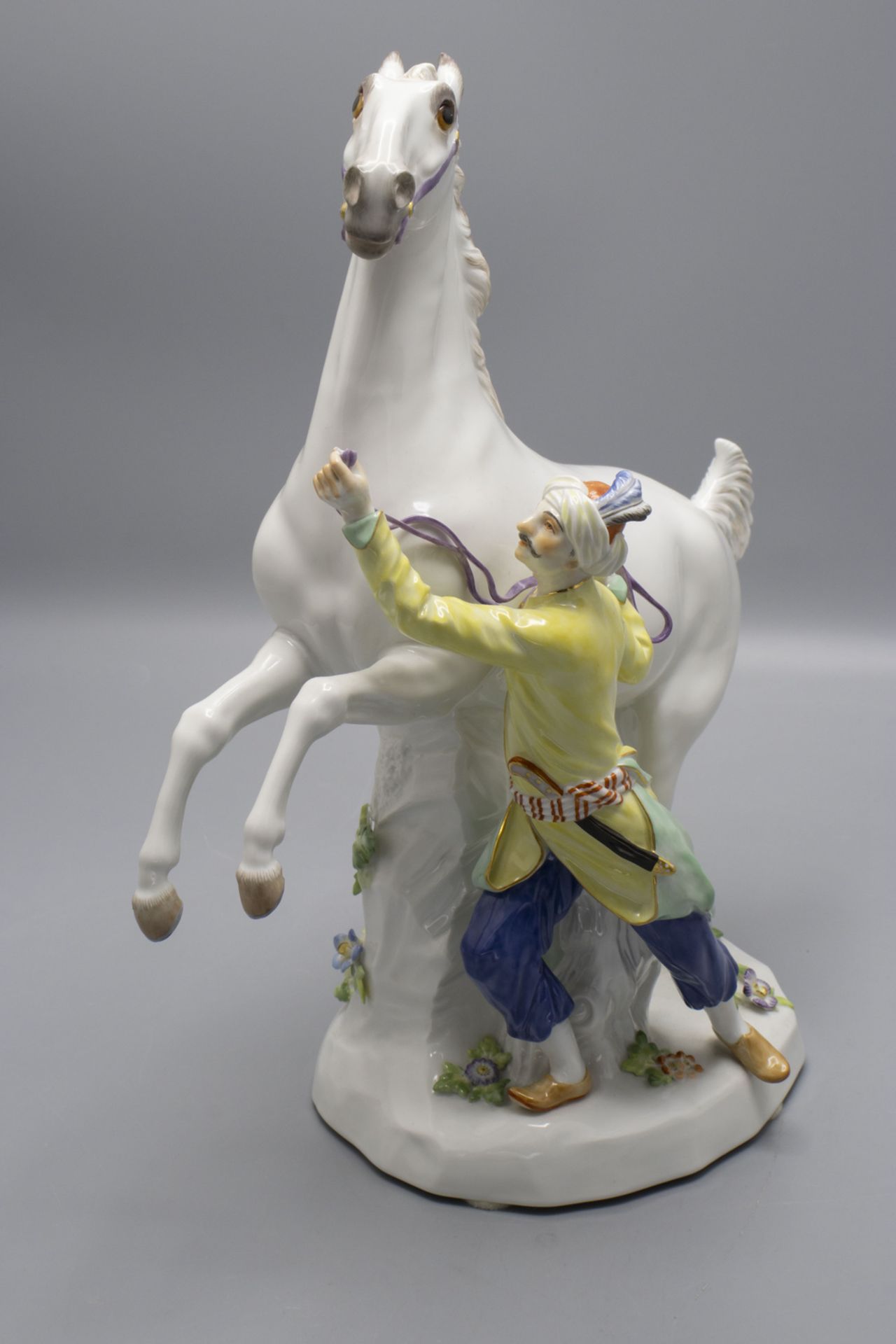 Figur 'Pferdebändiger' / A figure of a 'Horse tamer', Meissen, nach 1934 - Bild 3 aus 6