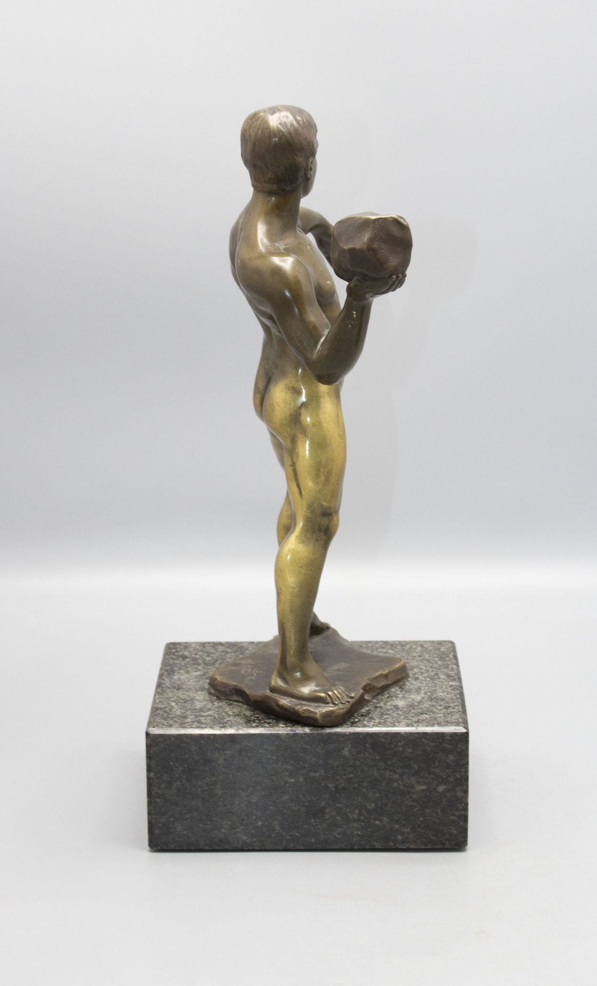 Hans KECK (1875-1941), Bronzefigur 'Der Steinwerfer' / a bronze figure 'The stone thrower', um 1925 - Bild 4 aus 6