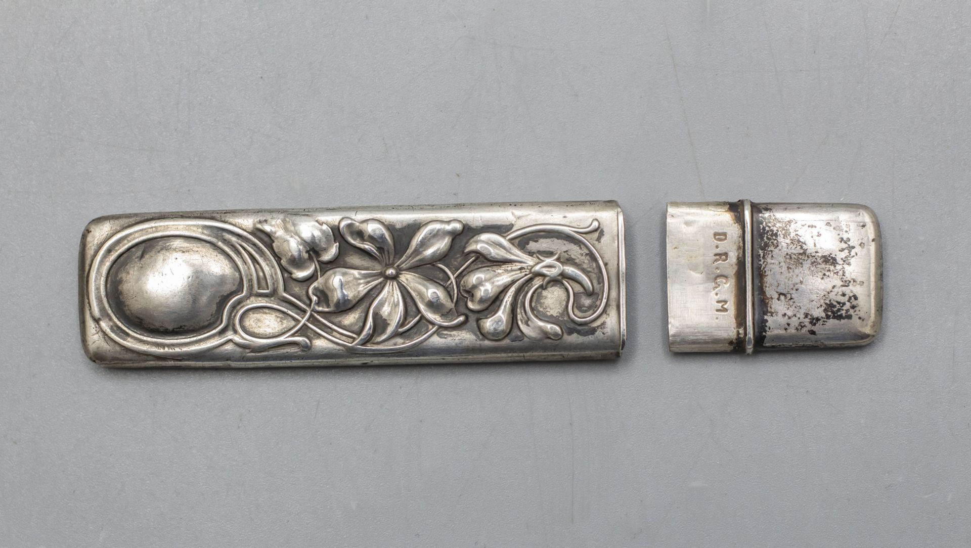 Jugendstil Nadeletui / A silver Art Nouveau needle case, deutsch, um 1900