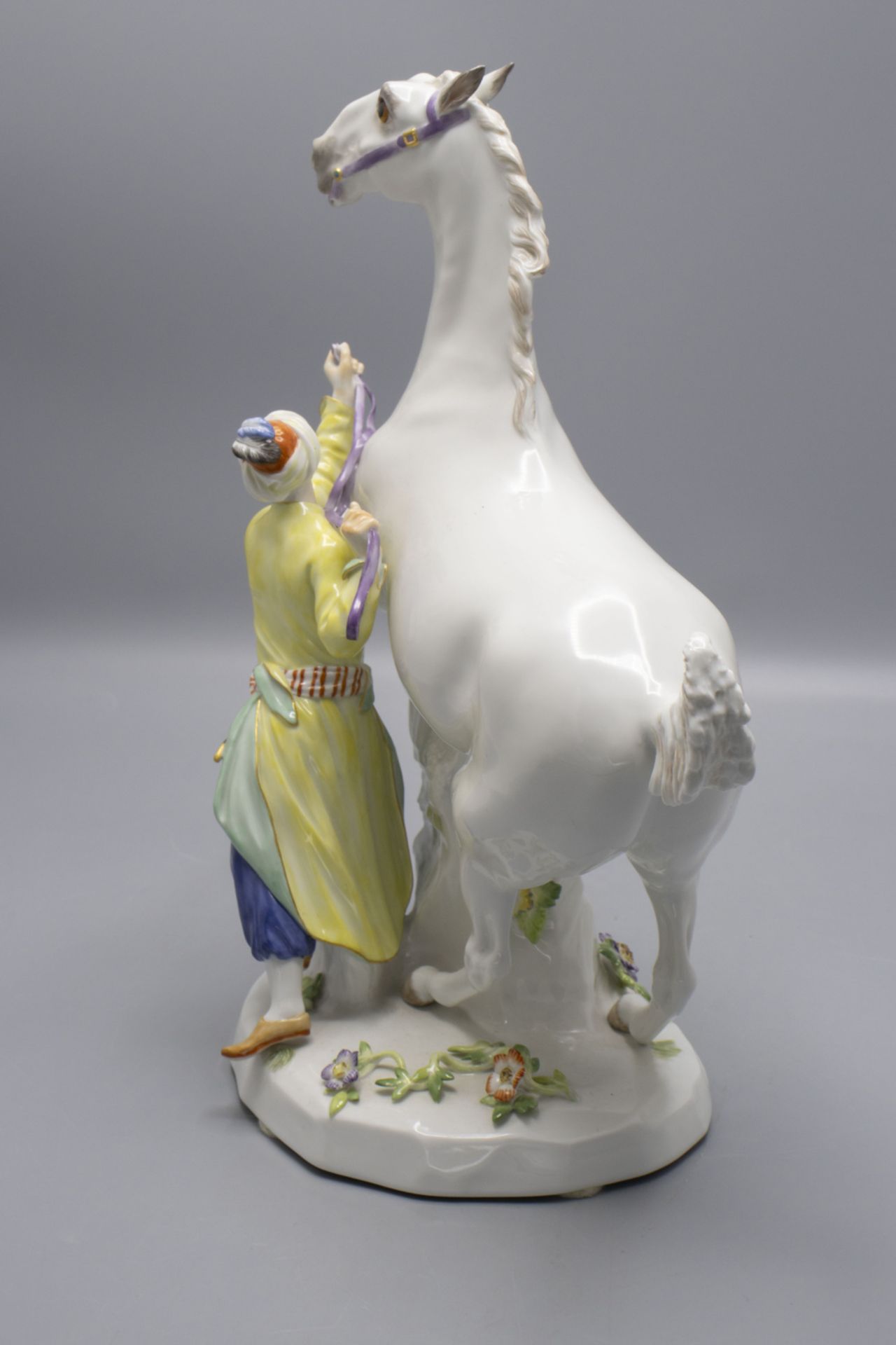 Figur 'Pferdebändiger' / A figure of a 'Horse tamer', Meissen, nach 1934 - Bild 4 aus 6