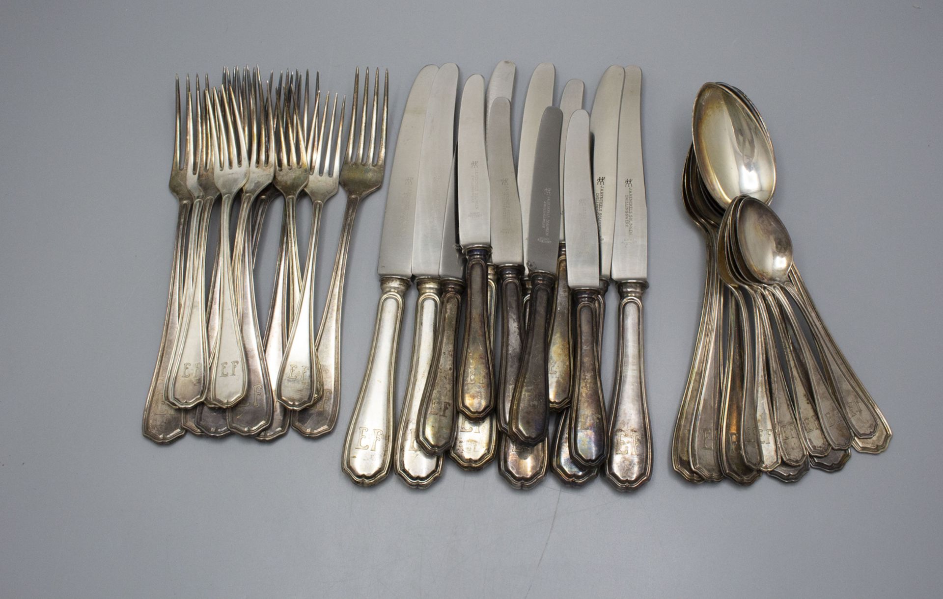Silberbesteck / A set of silver cutlery