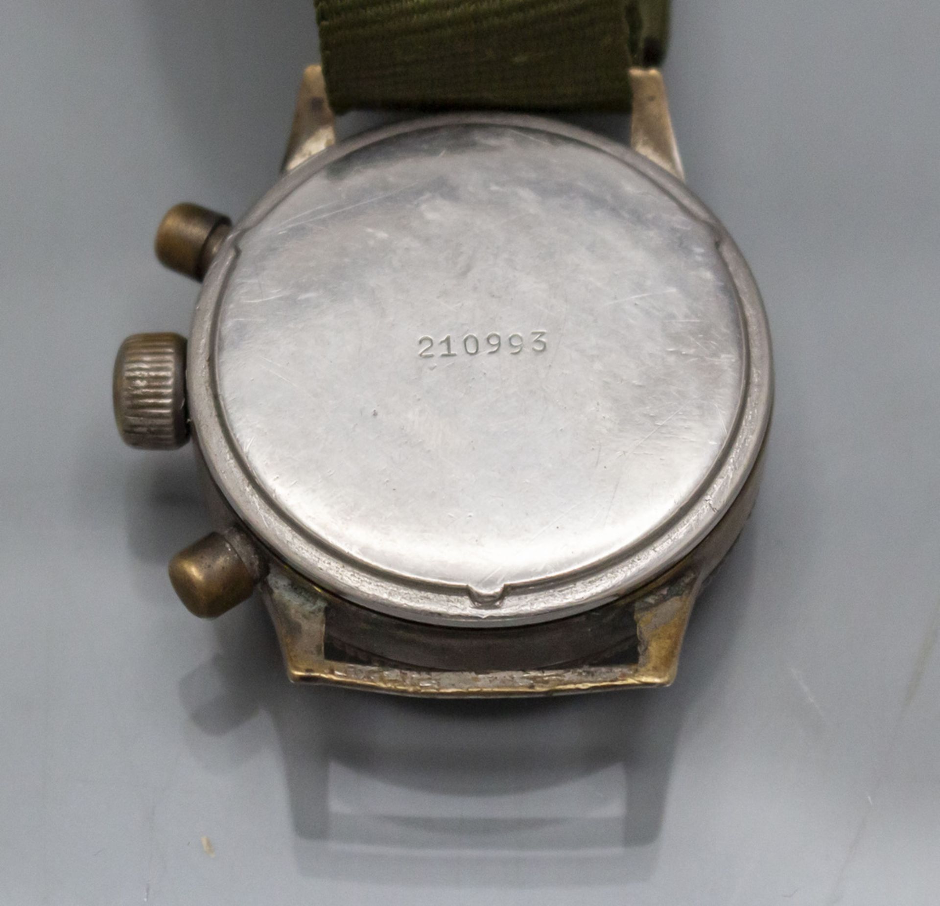 Fliegerchronograph / A pilot's chronograph, Tutima, Glashütte in Sachsen, Deutsche Luftwaffe, ... - Bild 6 aus 6