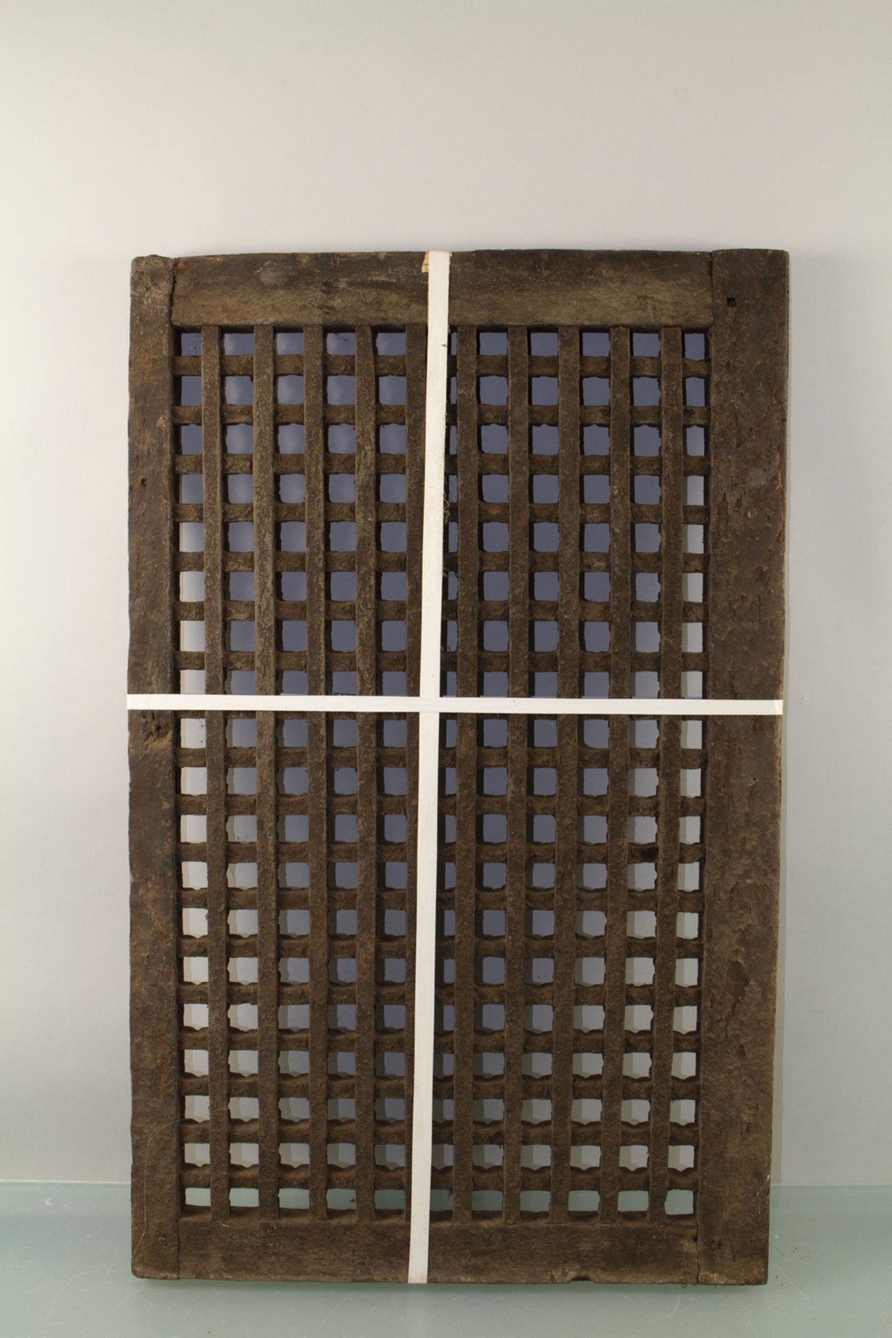 Fenstergitter / A window grille, Indien - Image 3 of 3