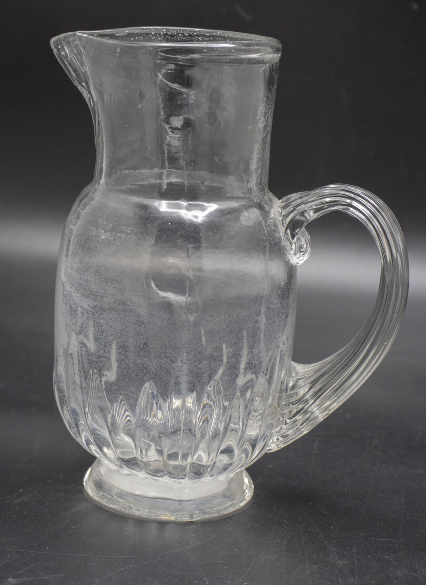 Saftkrug / A glass jug, Frankreich, 18. Jh.