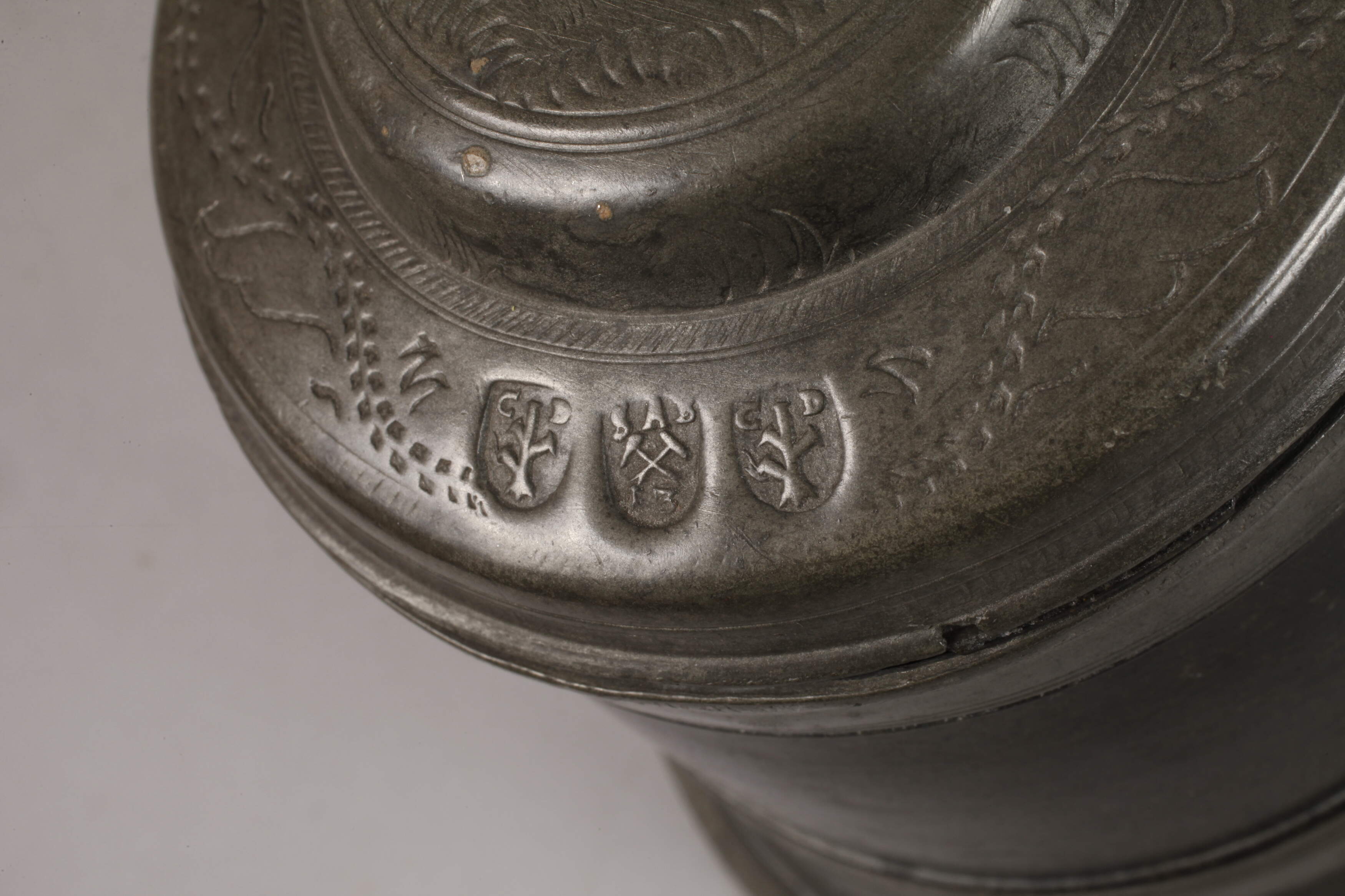 Baroque serpentine tankard - Image 6 of 8