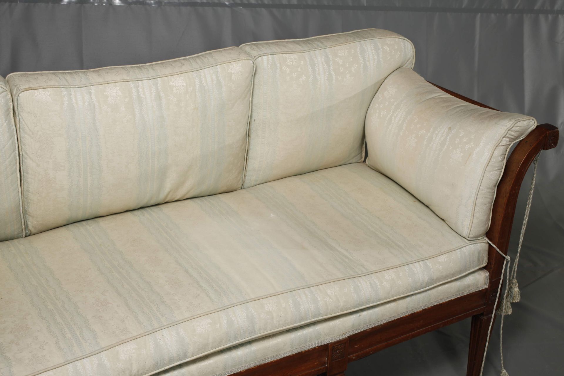 Louis Seize upholstered bench - Image 3 of 8