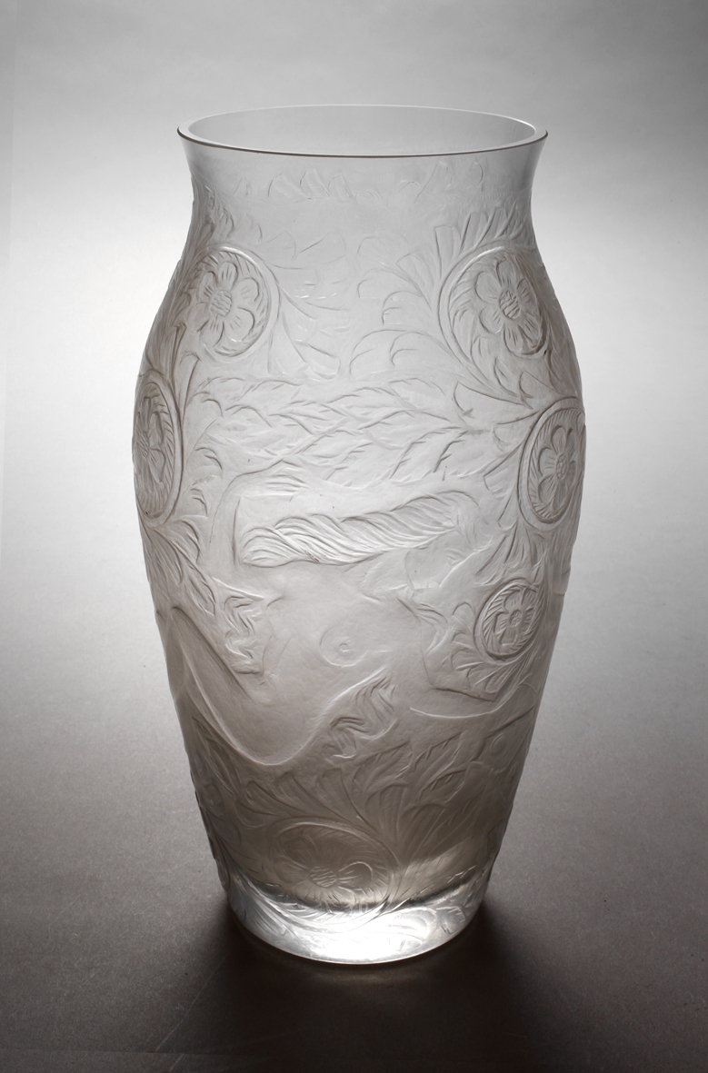 Art deco vase