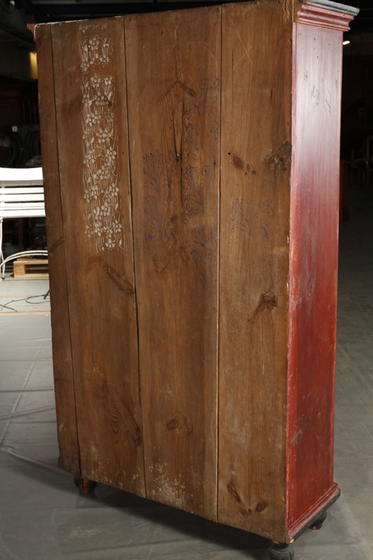 Single-door farmhouse cupboard - Image 7 of 7