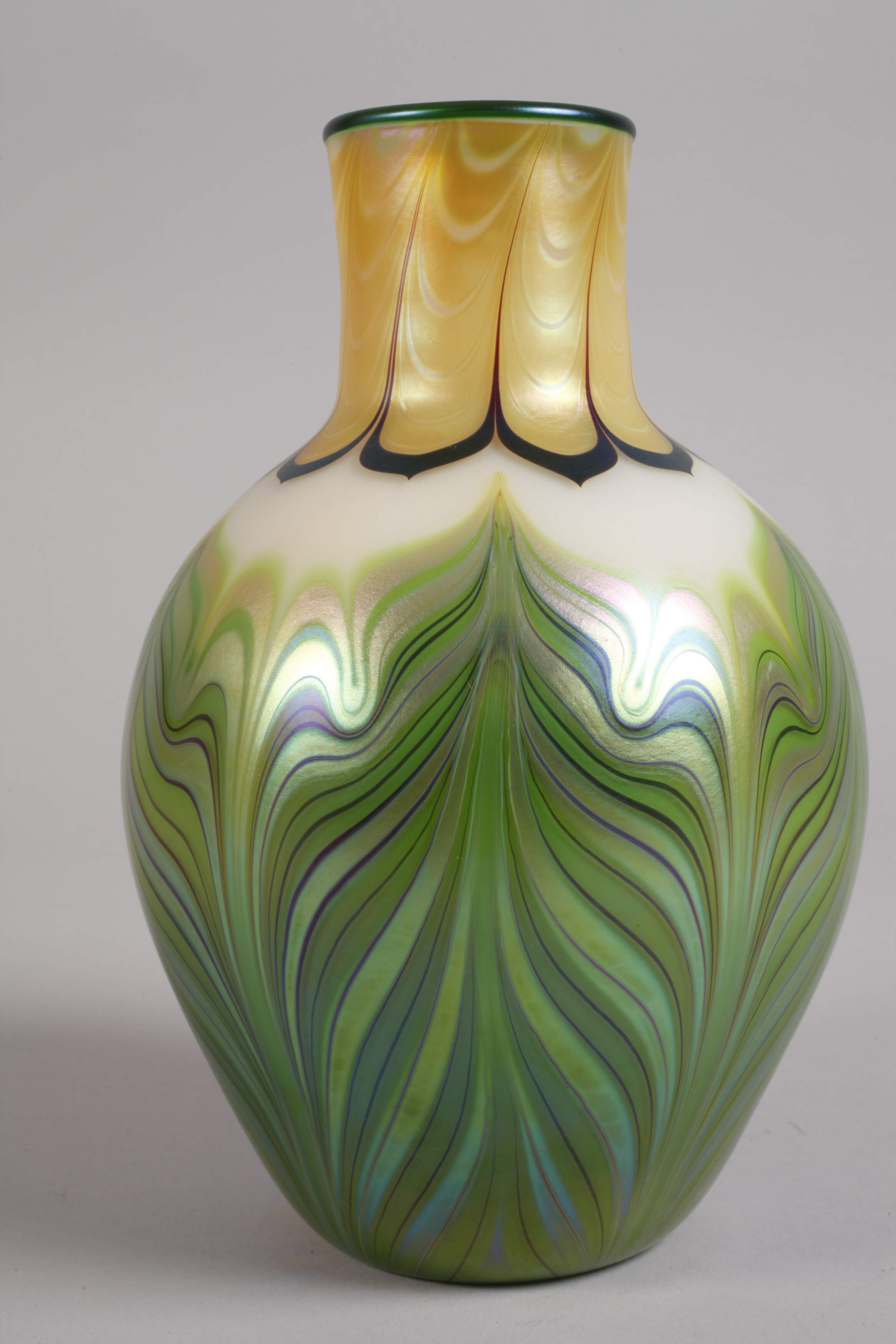 Orient & Flume Vase - Image 3 of 5