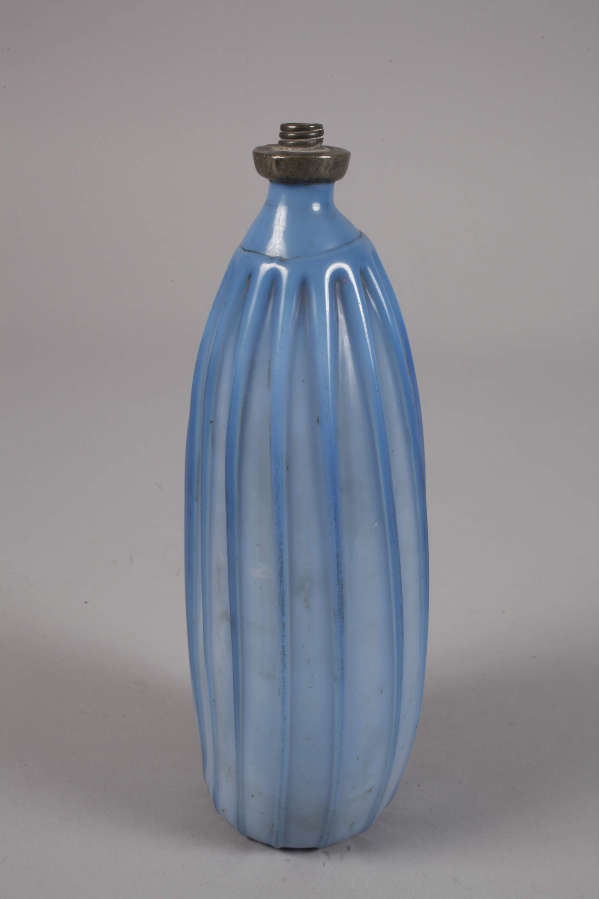 Baroque drinking bottle - Image 3 of 4