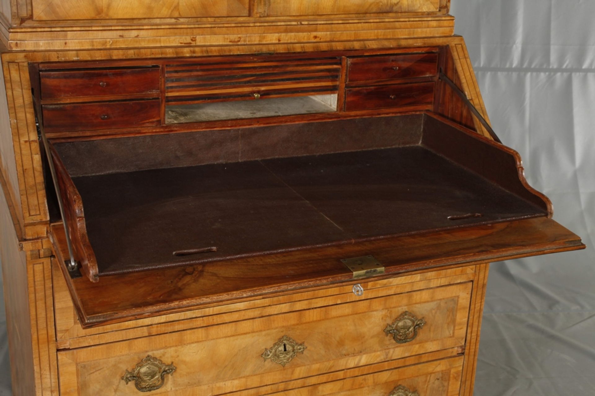 Commode with attachment - Image 2 of 12