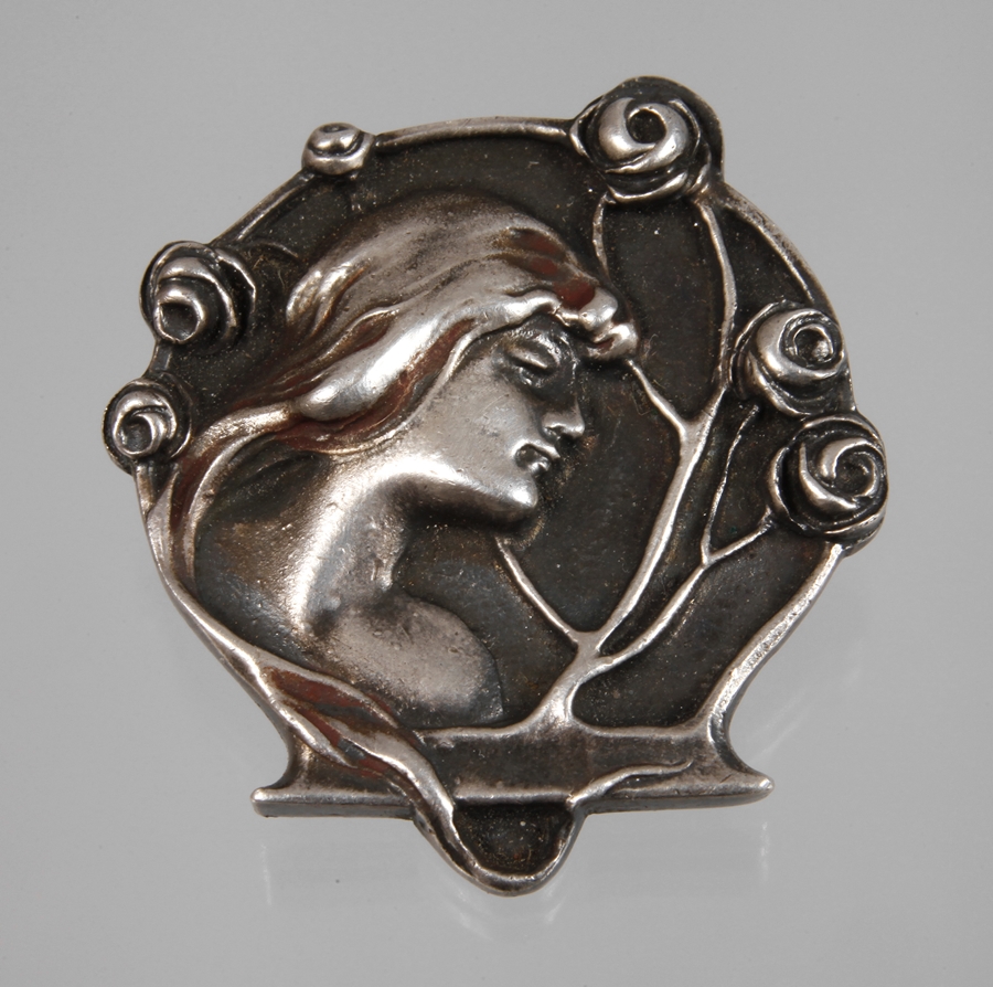 Theodor Fahrner, Art Nouveau brooch