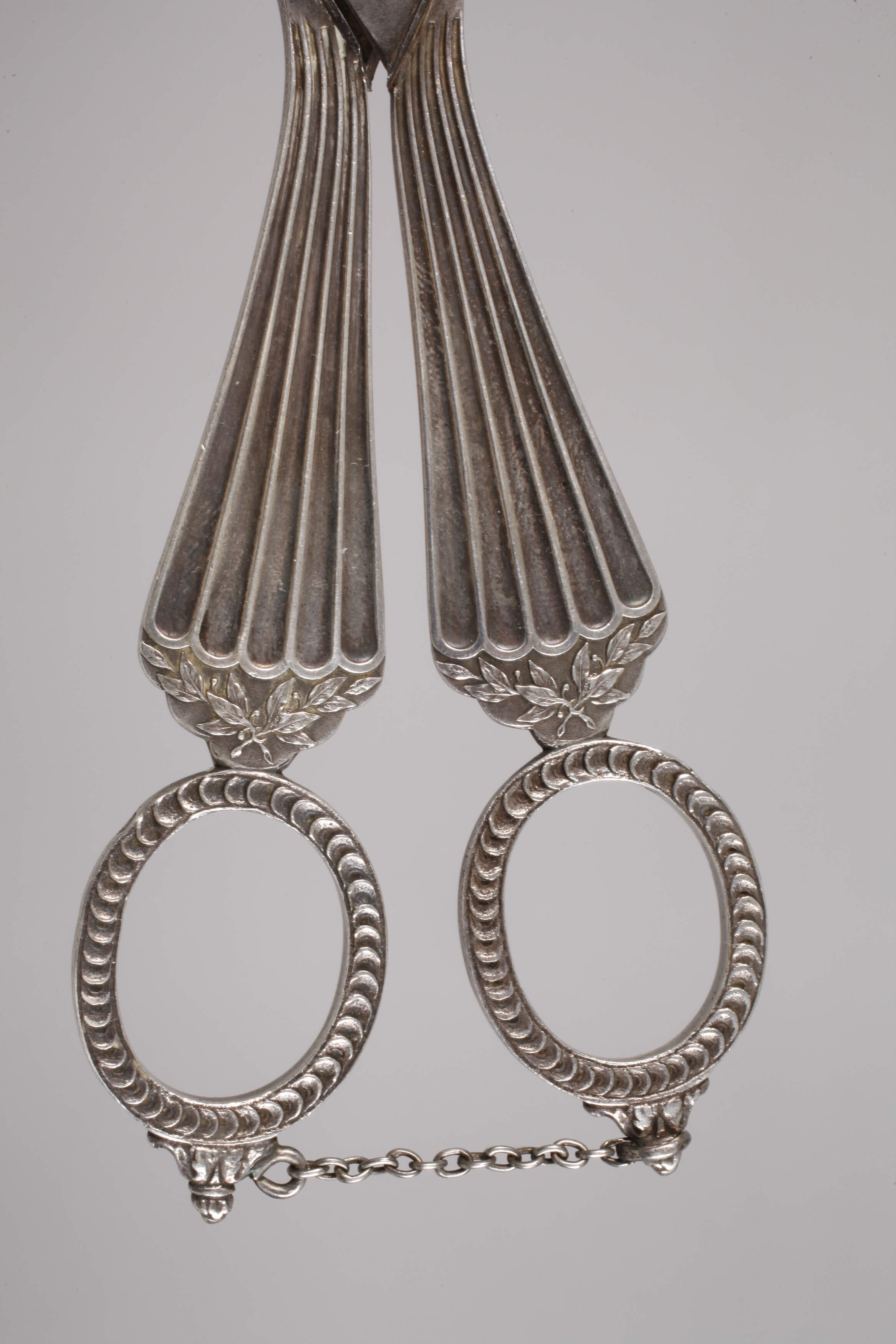 Silver classicist wick trimming scissors - Image 3 of 3