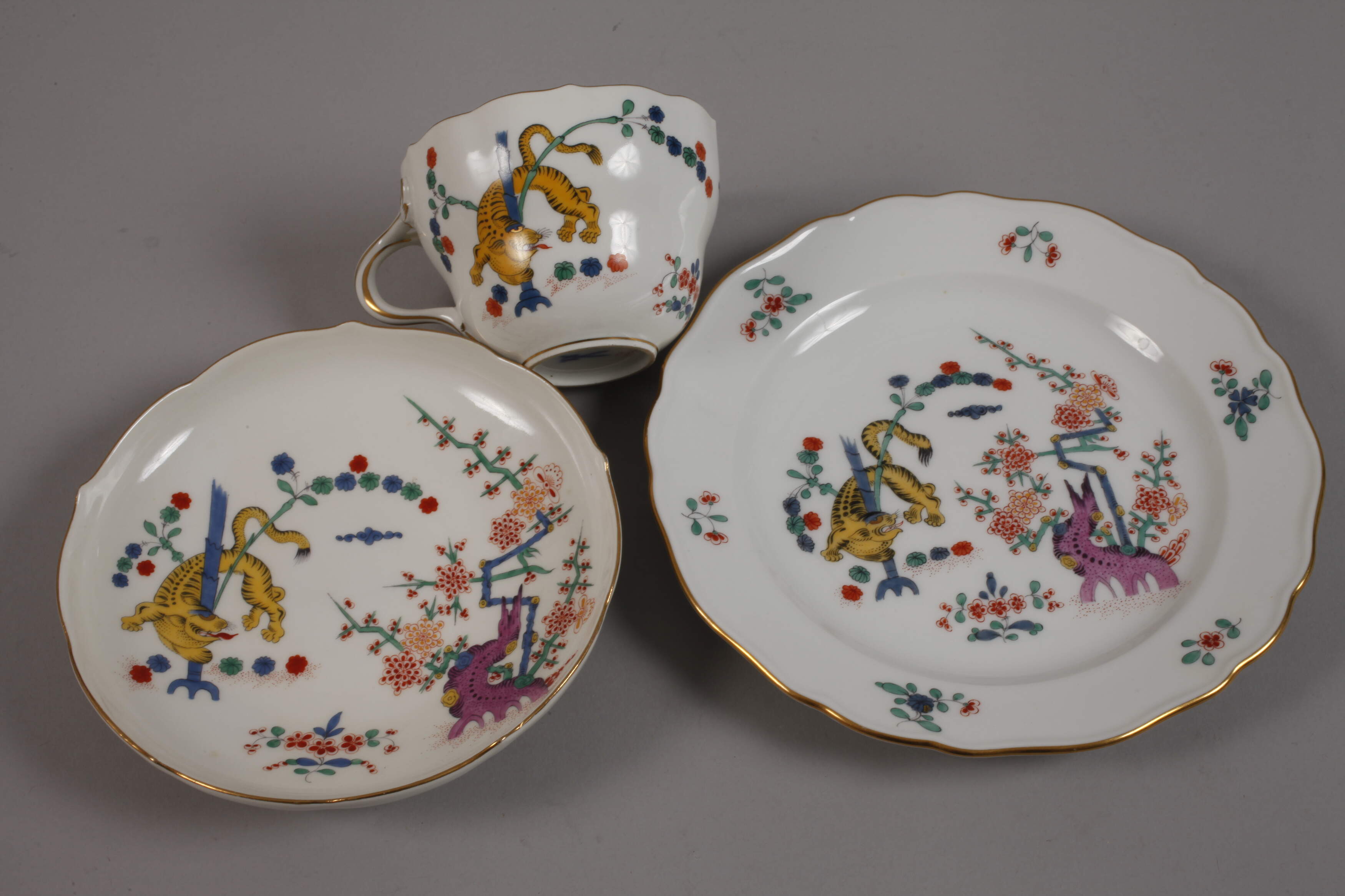 Meissen place setting "Old rich yellow lion" - Image 2 of 3