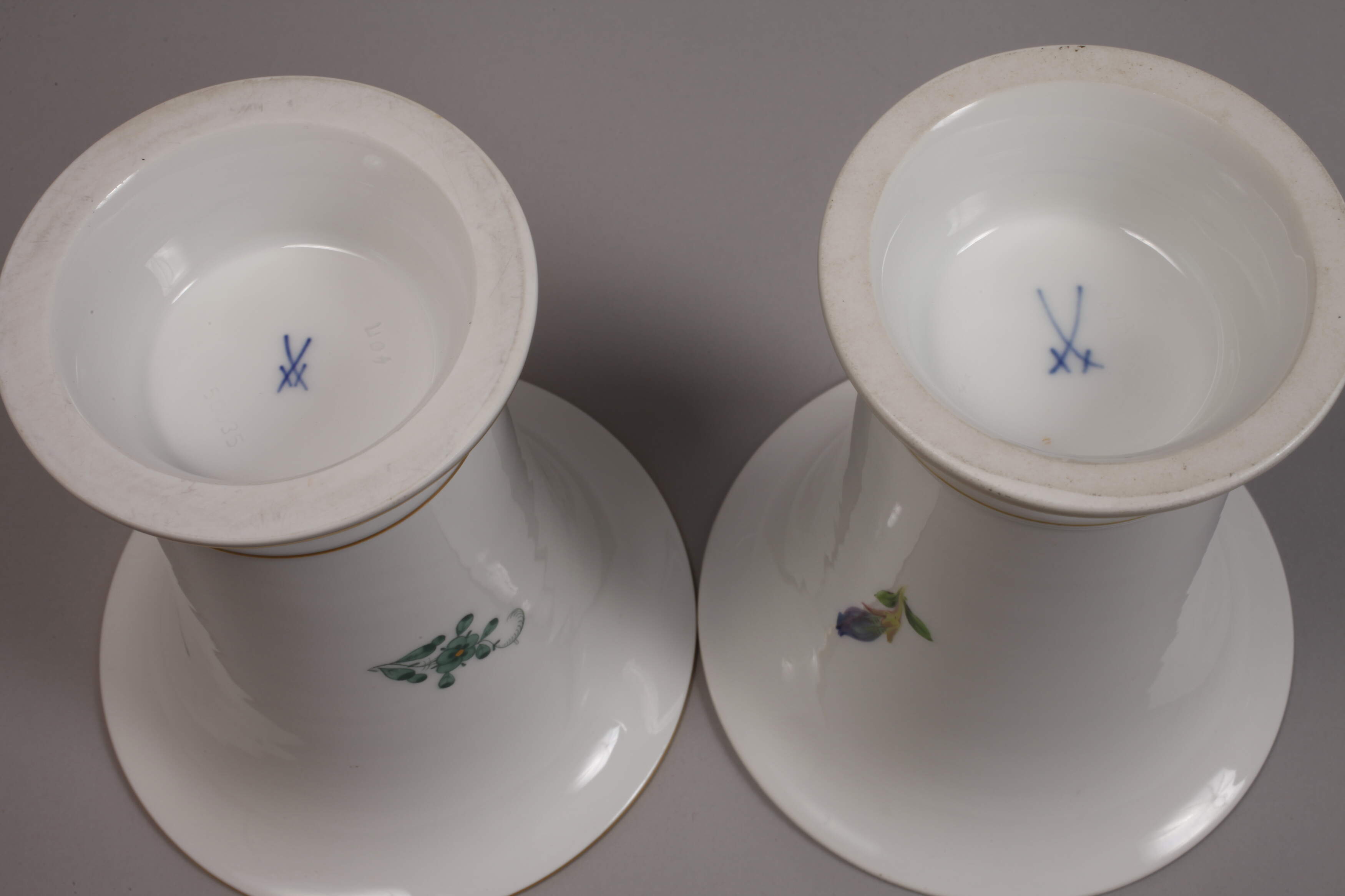 Meissen two trumpet vases - Image 4 of 4