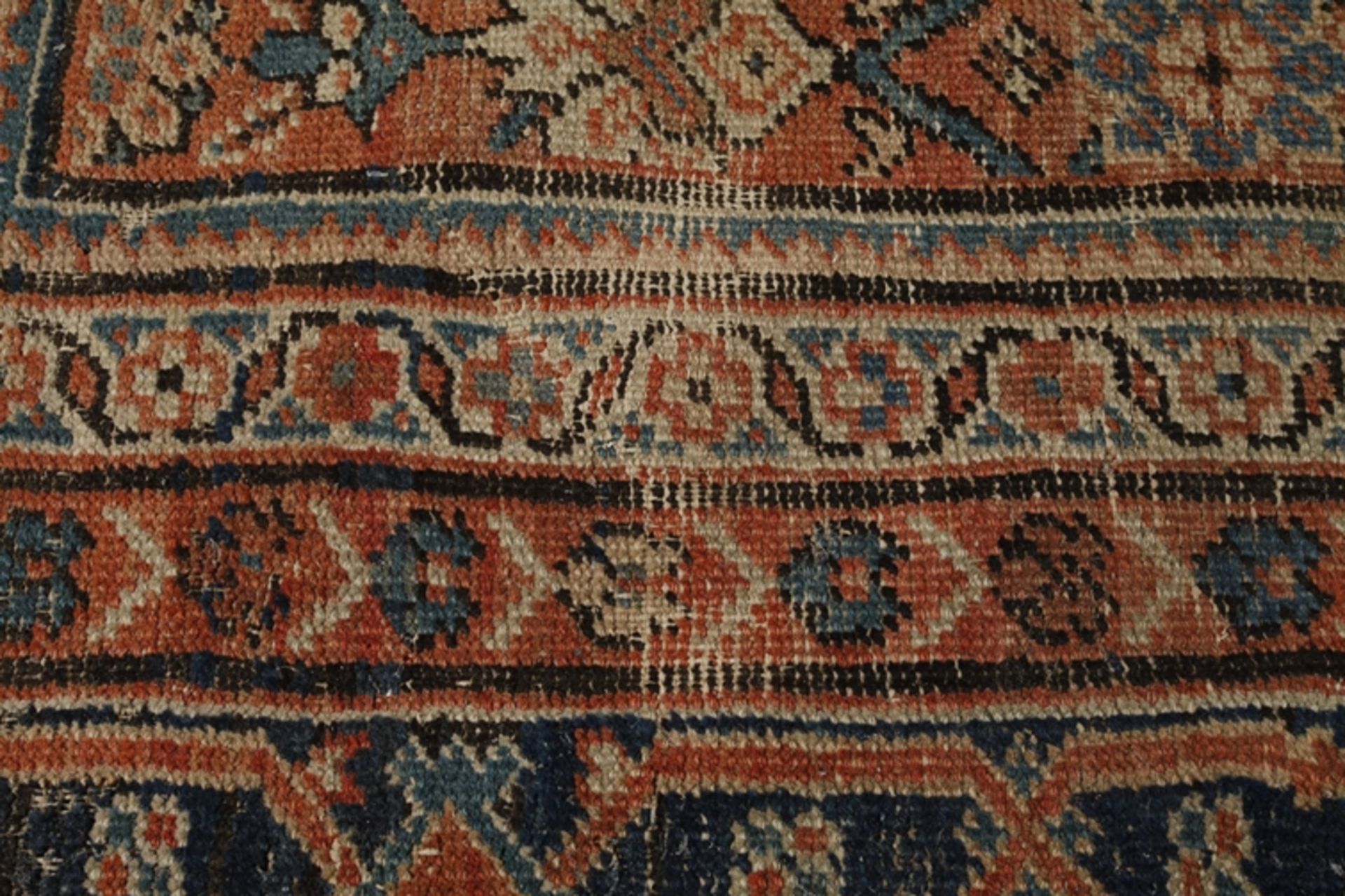 Mahal carpet - Image 2 of 3