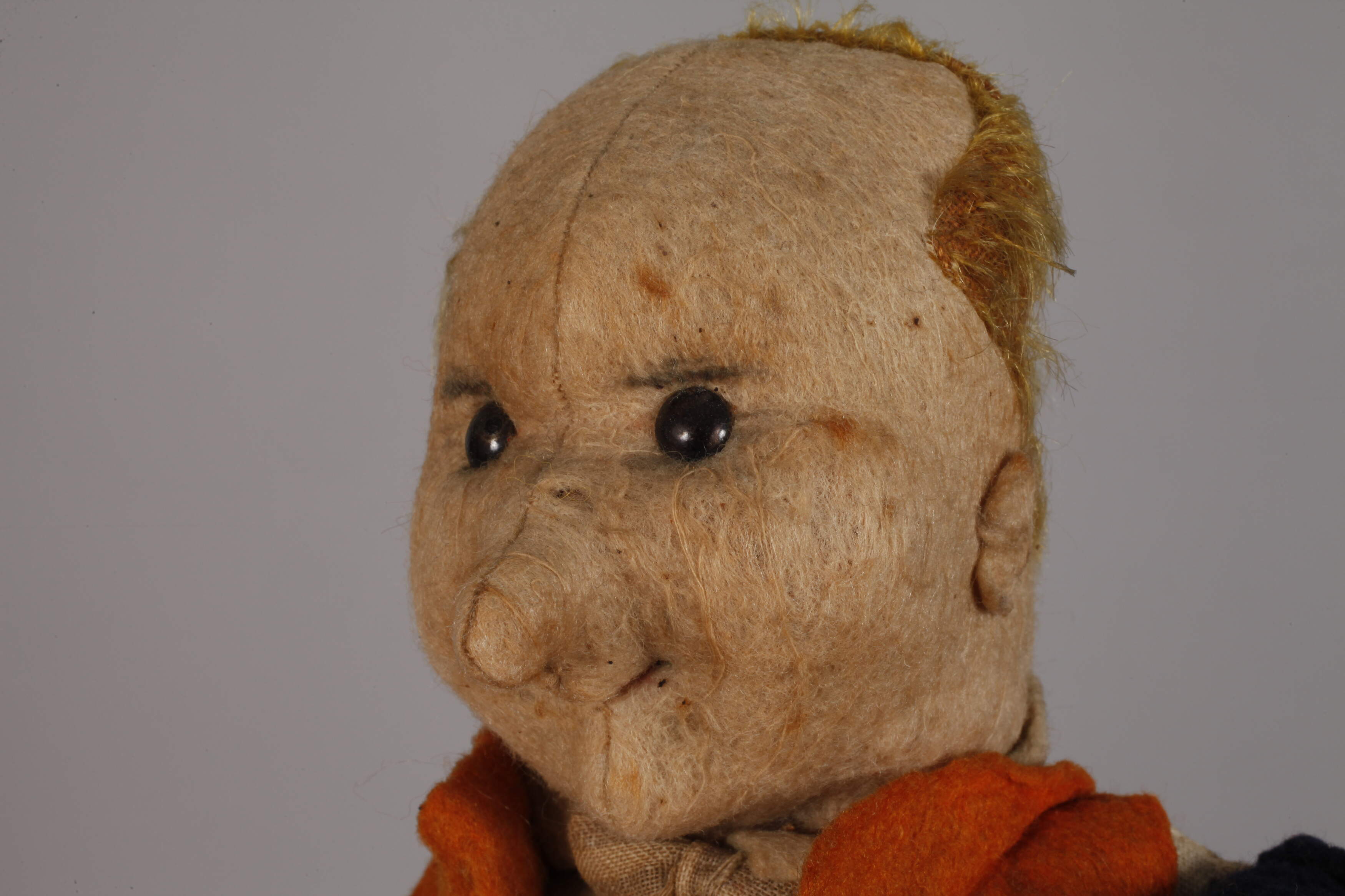 Felt head doll as a farmer - Image 2 of 4