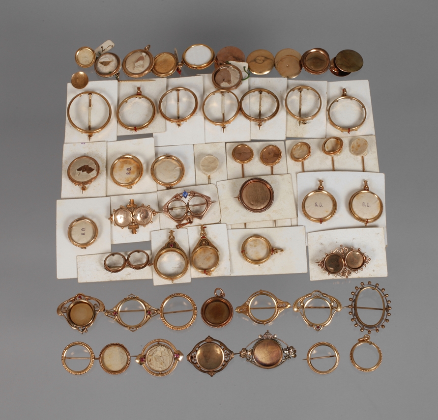 Large assortment of jewellery blanks