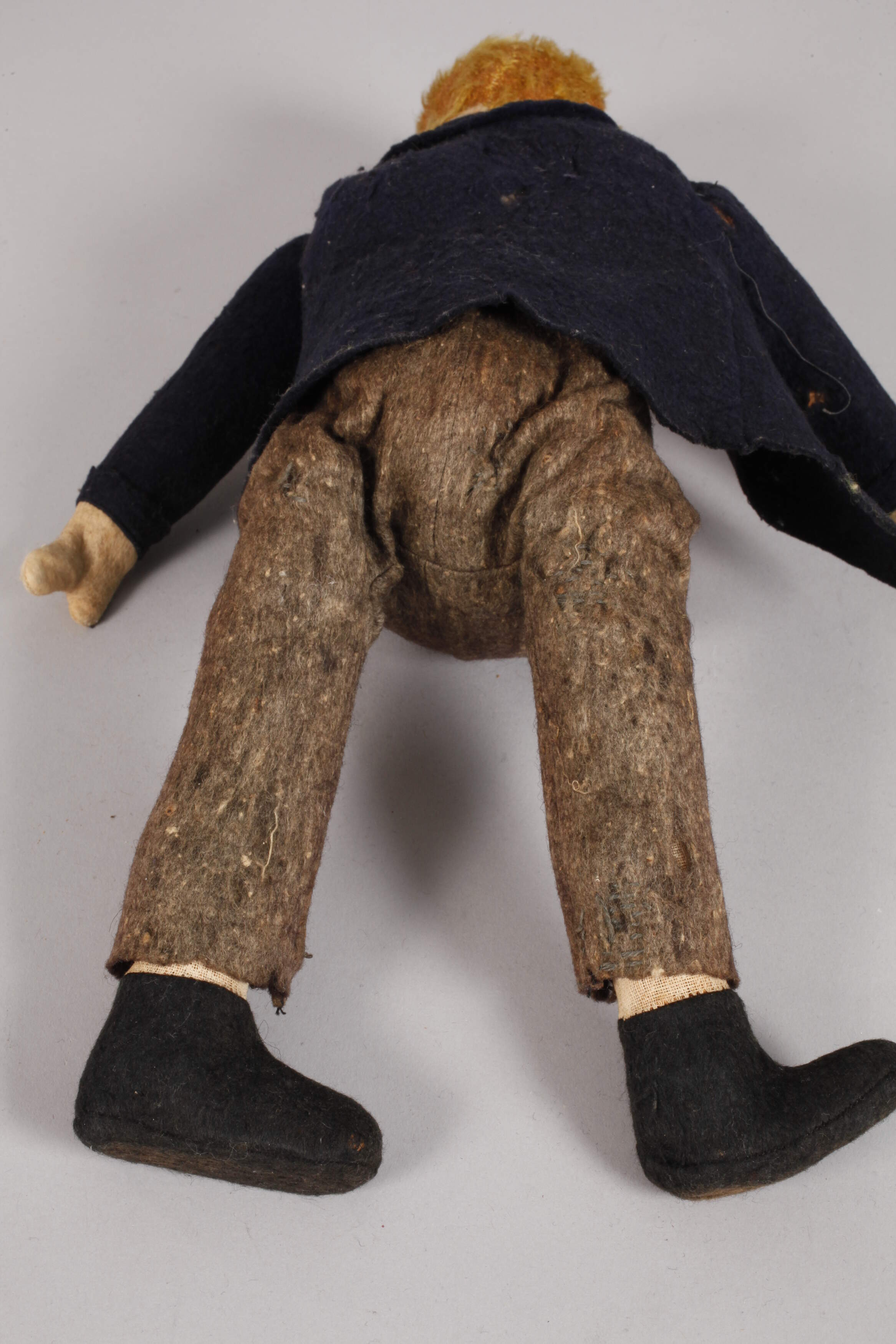 Felt head doll as a farmer - Image 4 of 4