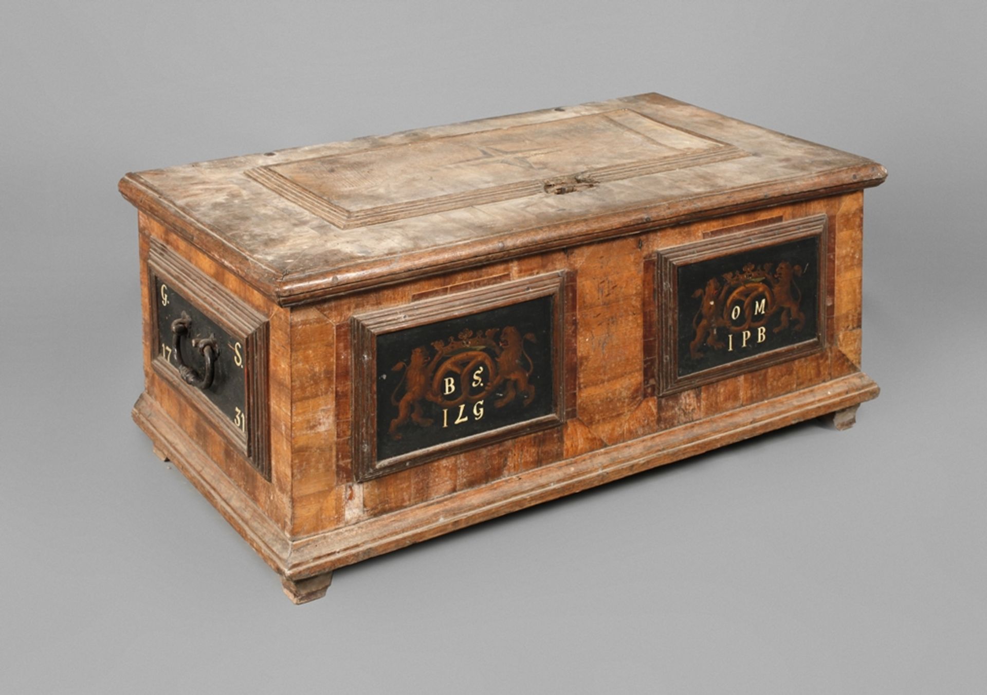 Inguild chest of the bakers' guild