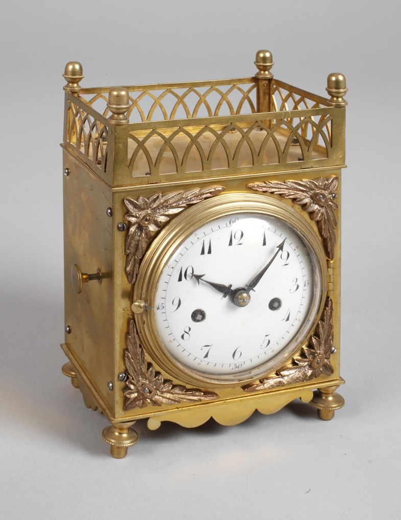 Classical travelling alarm clock