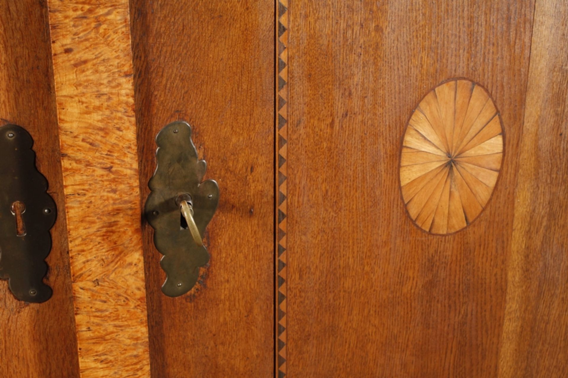 Large hall cupboard - Image 4 of 11