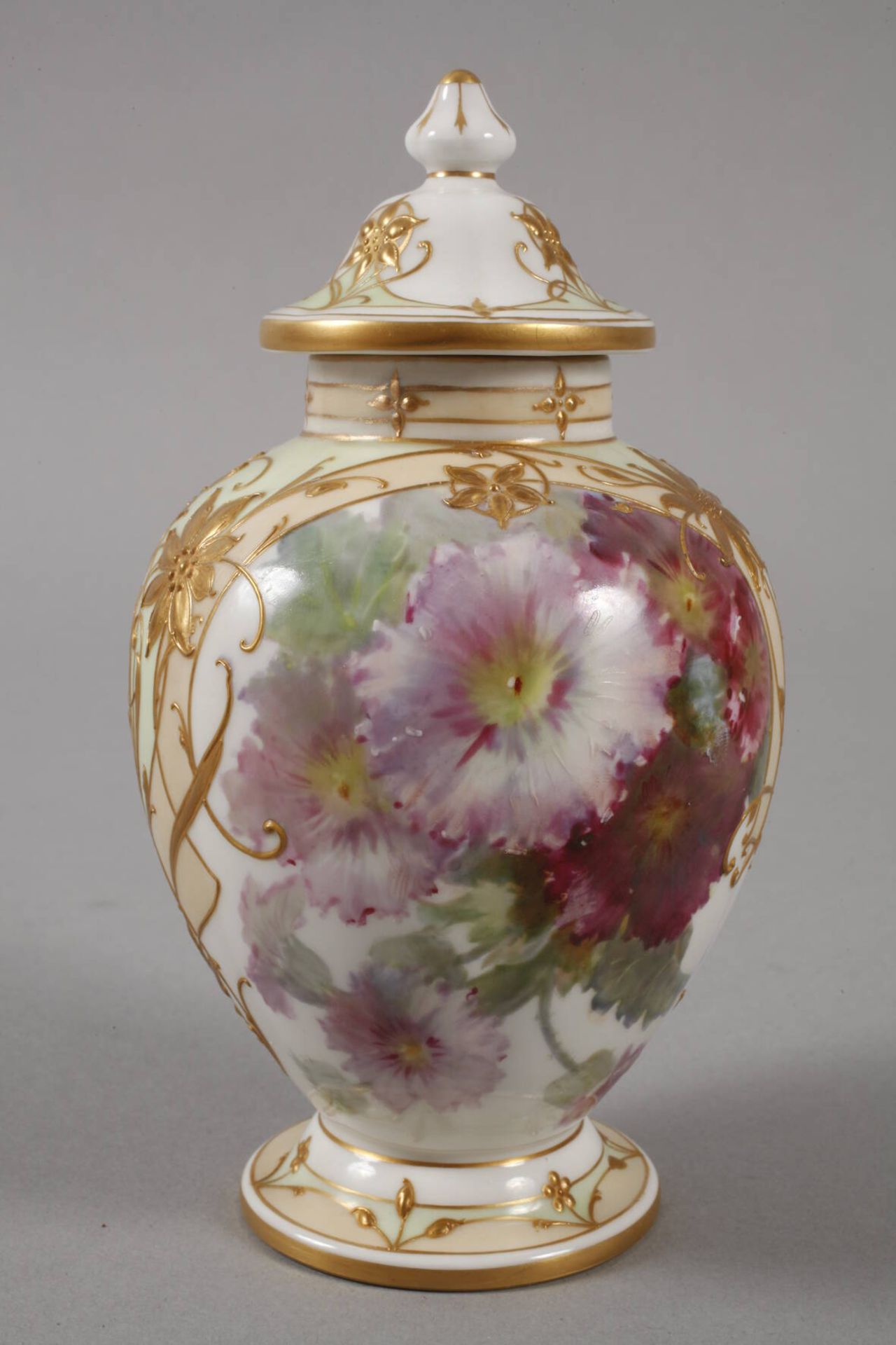 KPM Berlin small lidded vase with soft painting - Image 2 of 5