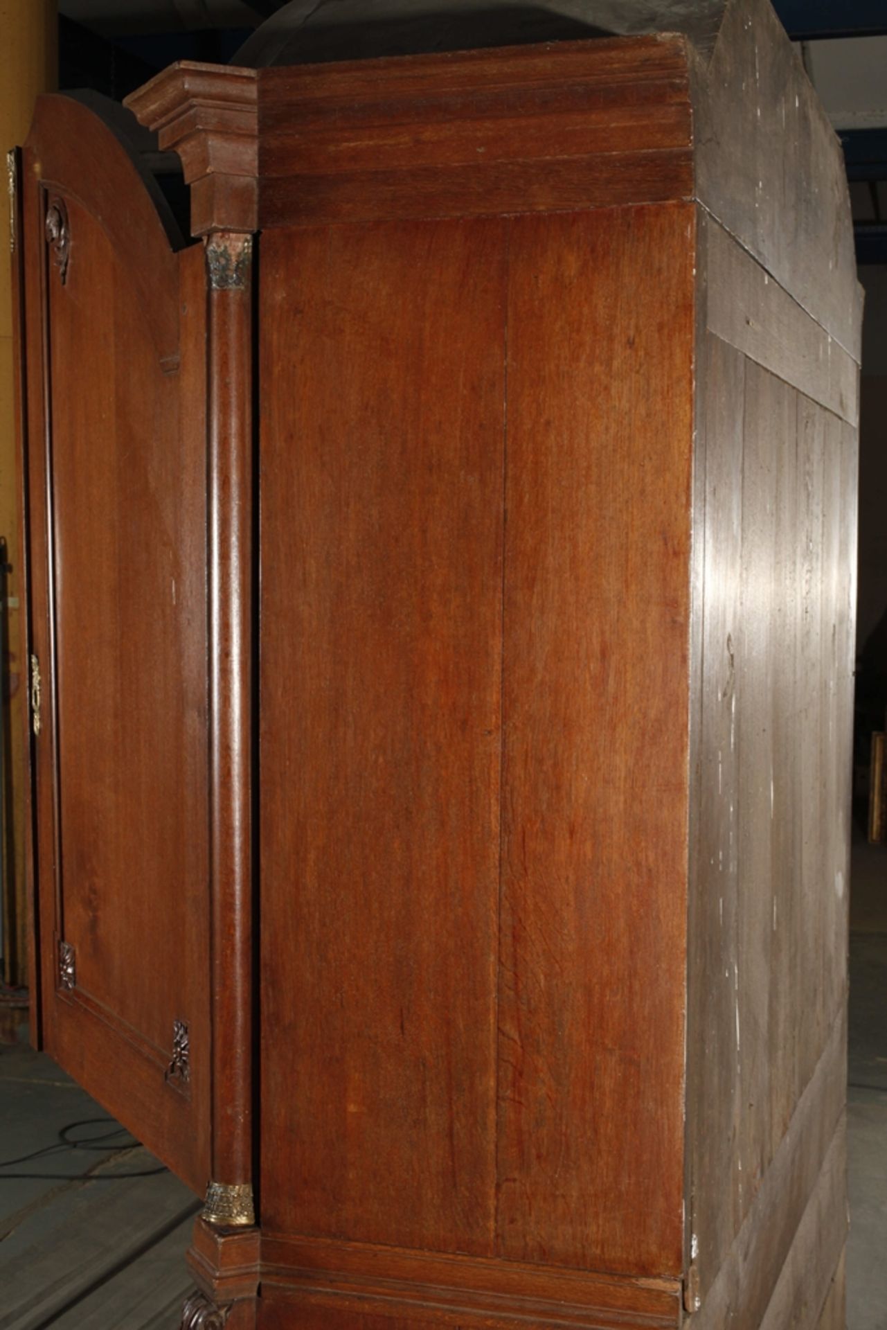 Classical cabinet with top - Image 9 of 11