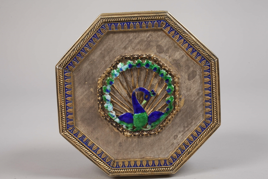 Fine silver box with enamel - Image 2 of 5