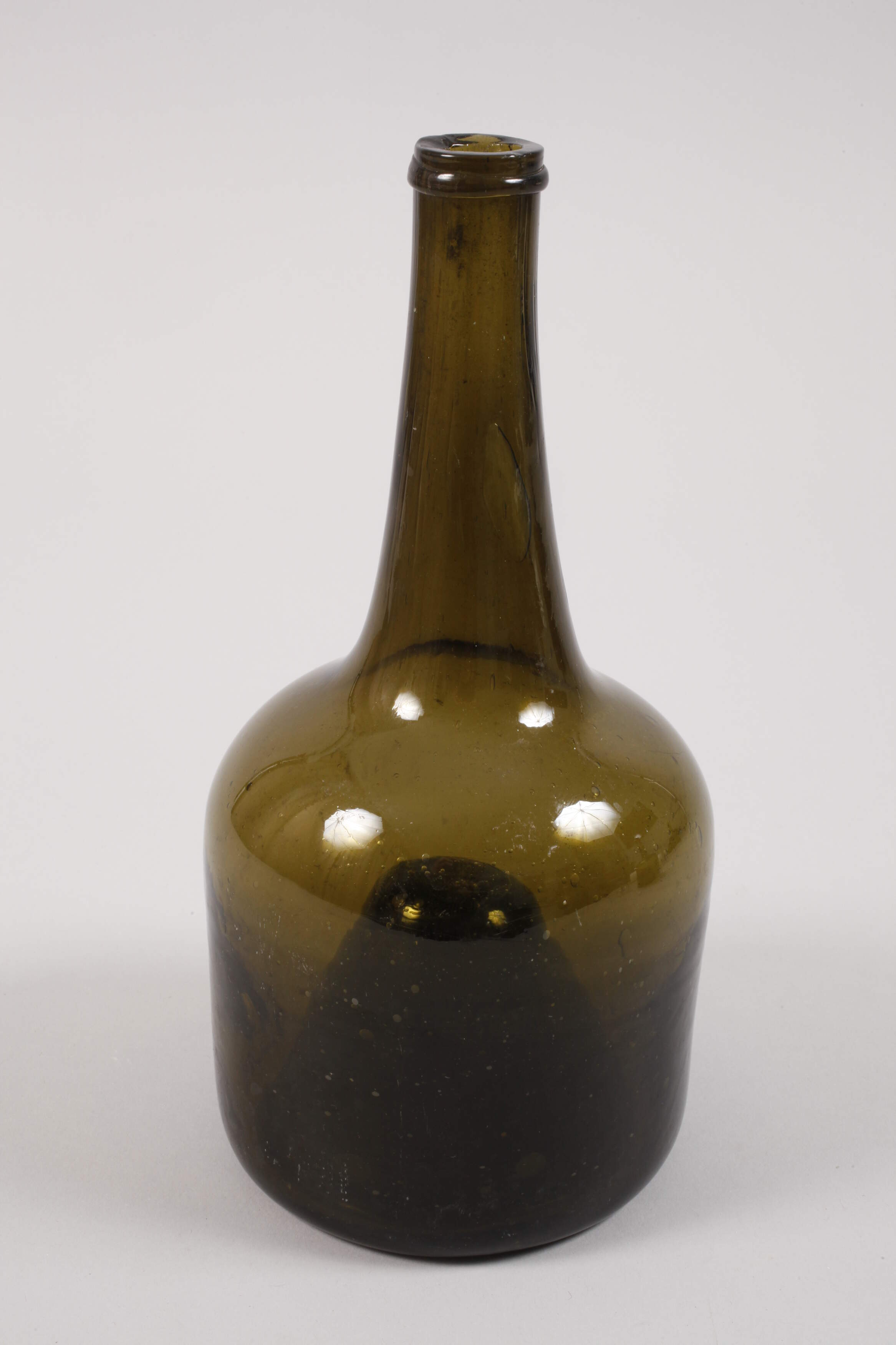 Two mallet bottles - Image 3 of 3