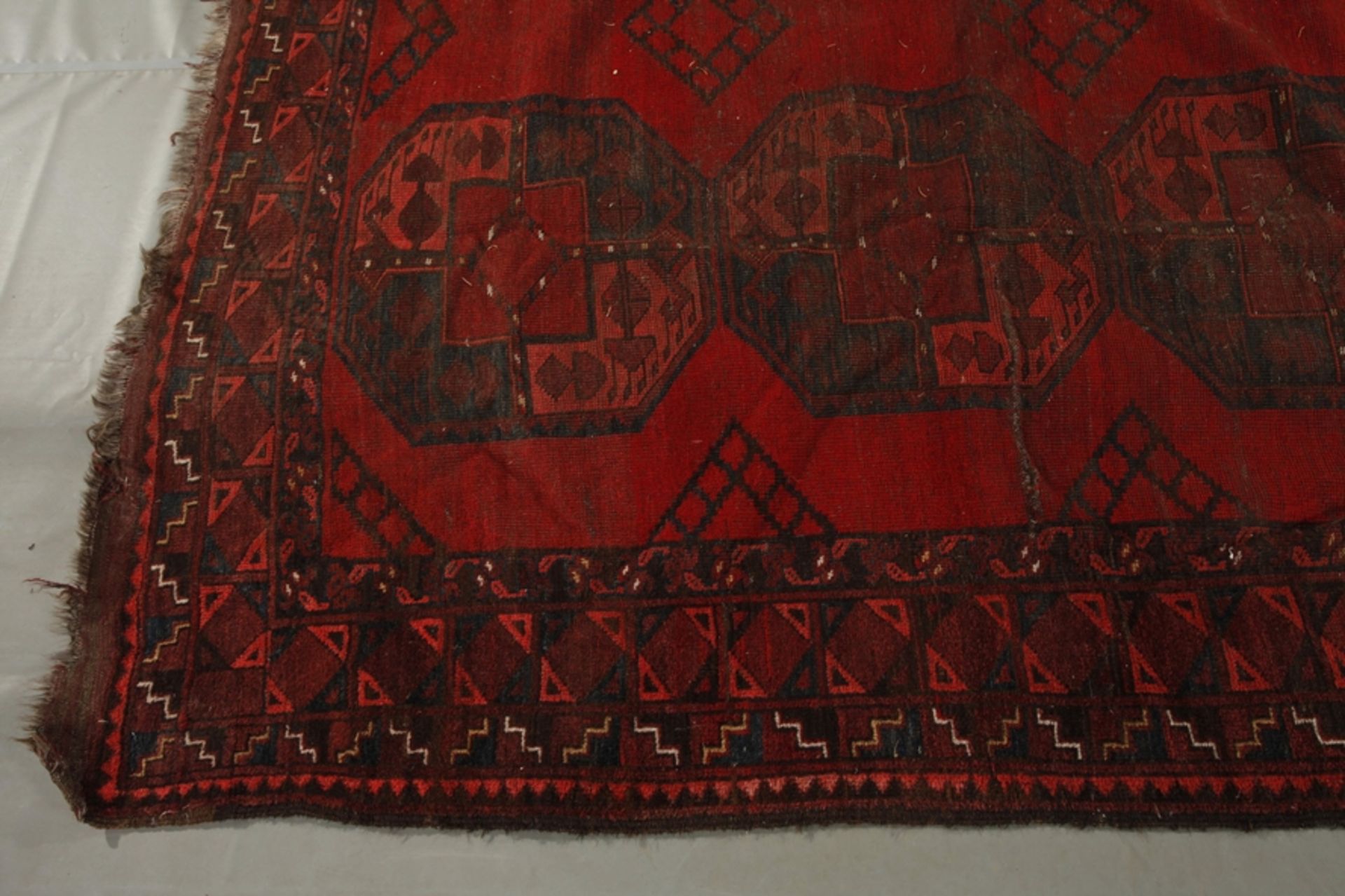 The Ersari carpet - Image 2 of 3