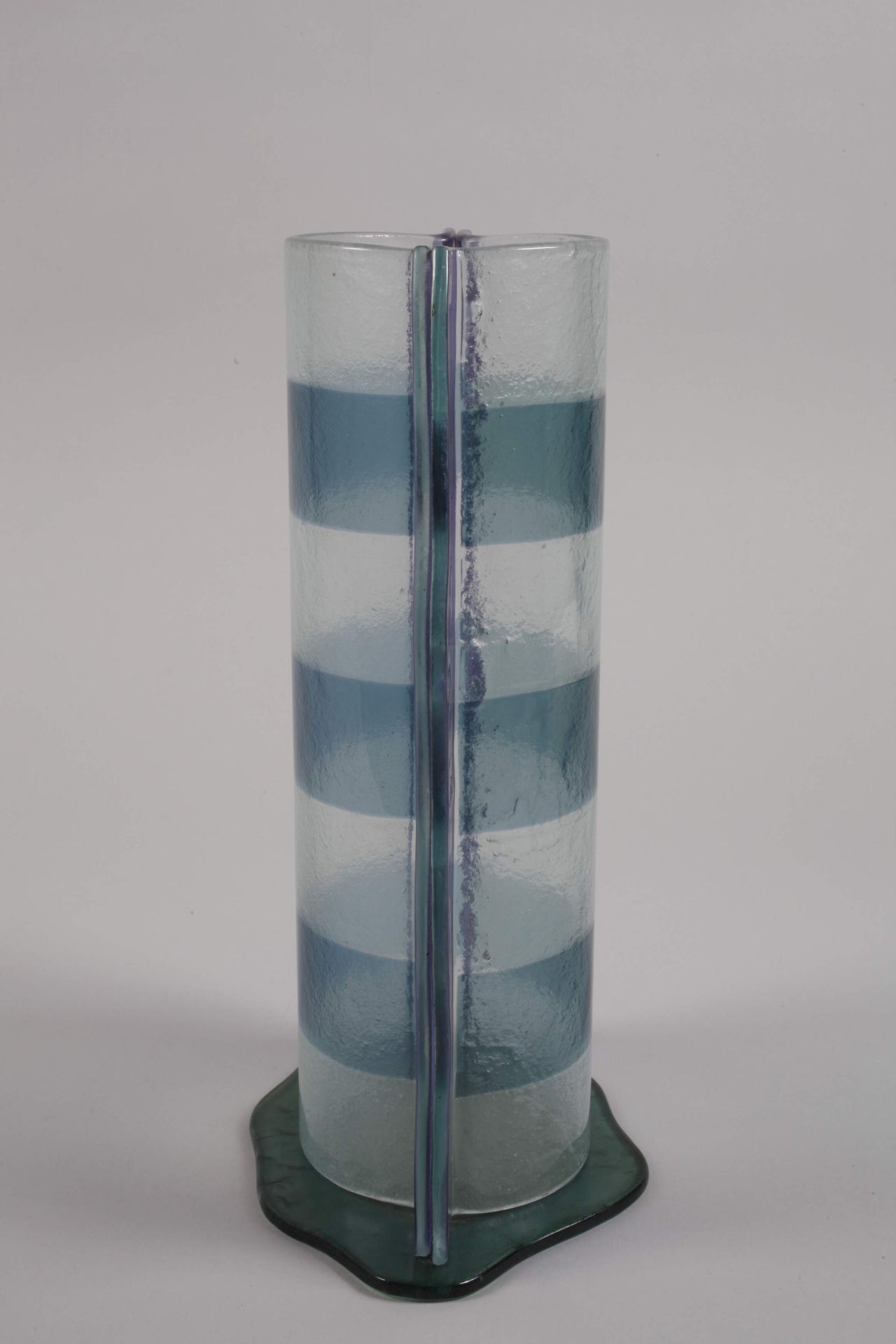 Large vase of studio glass - Image 2 of 4