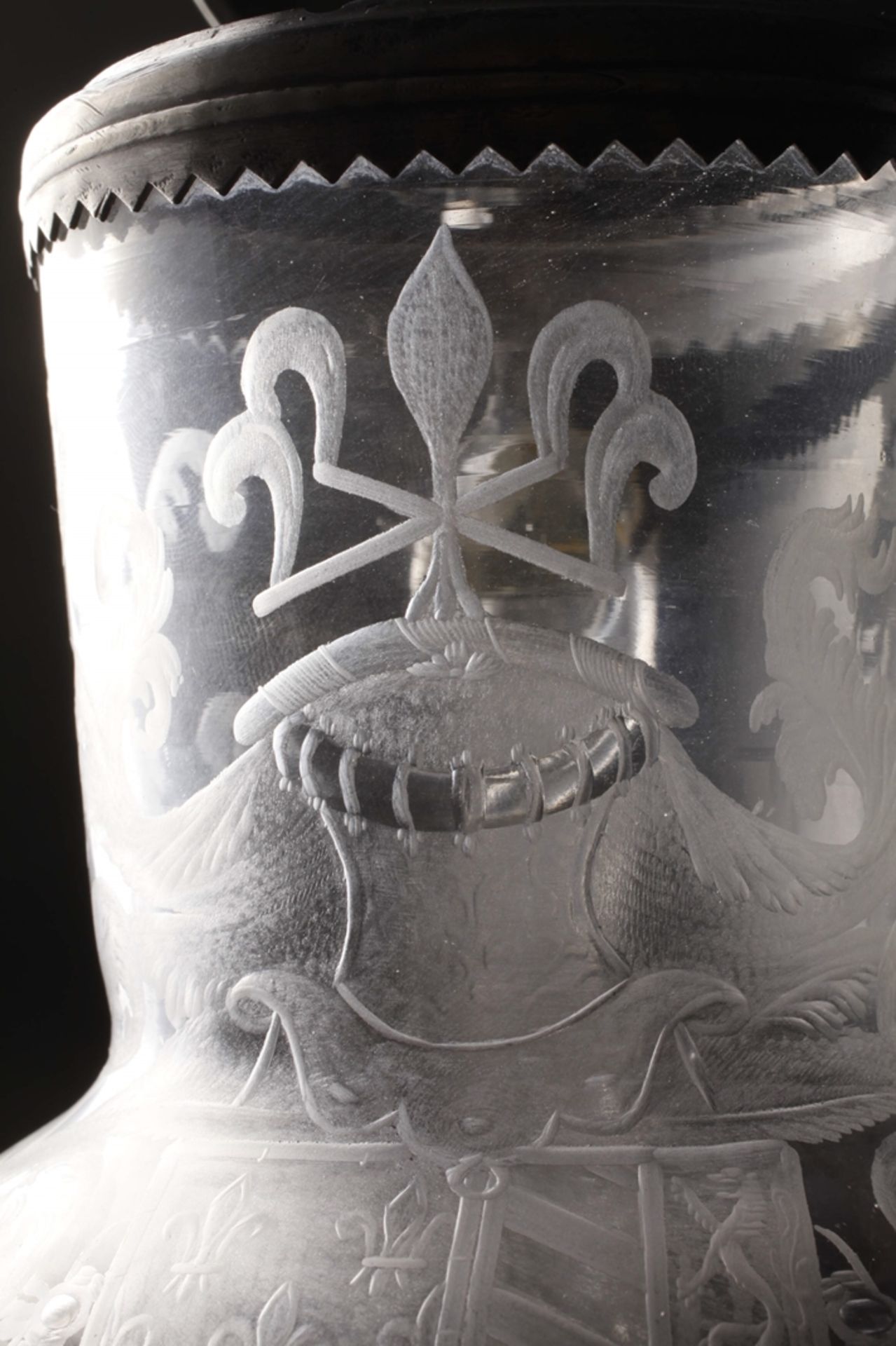 Arms jug of the House of Burgundy 1724 - Image 10 of 10