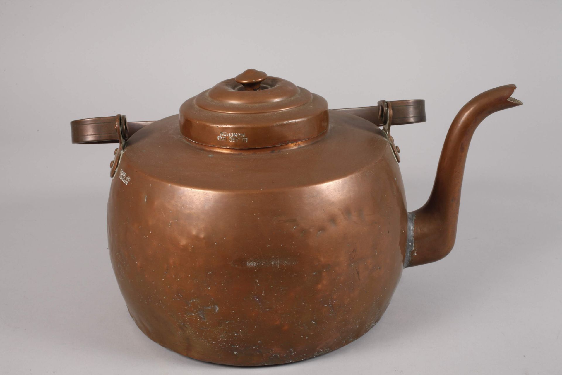 Large copper kettle - Image 3 of 6