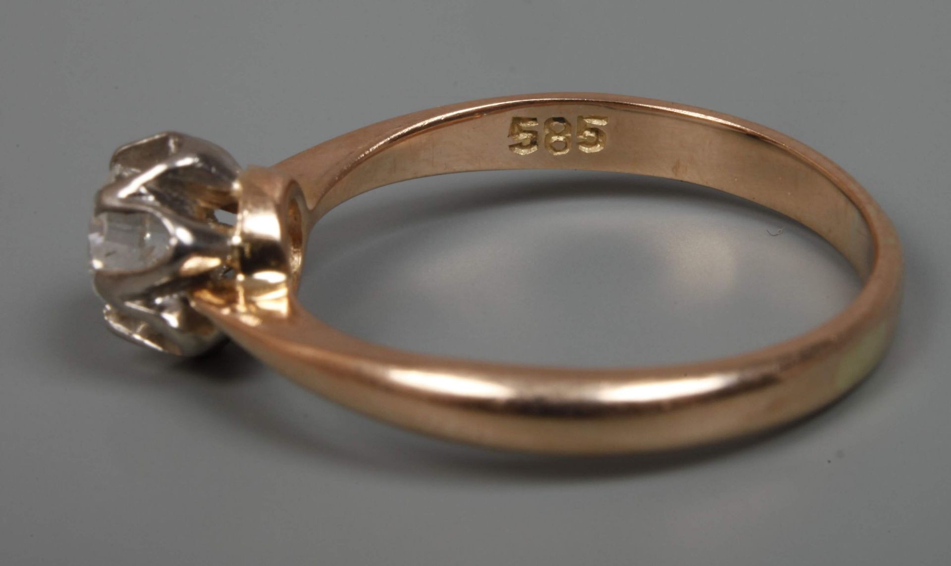 Women's ring with brilliant - Image 3 of 3