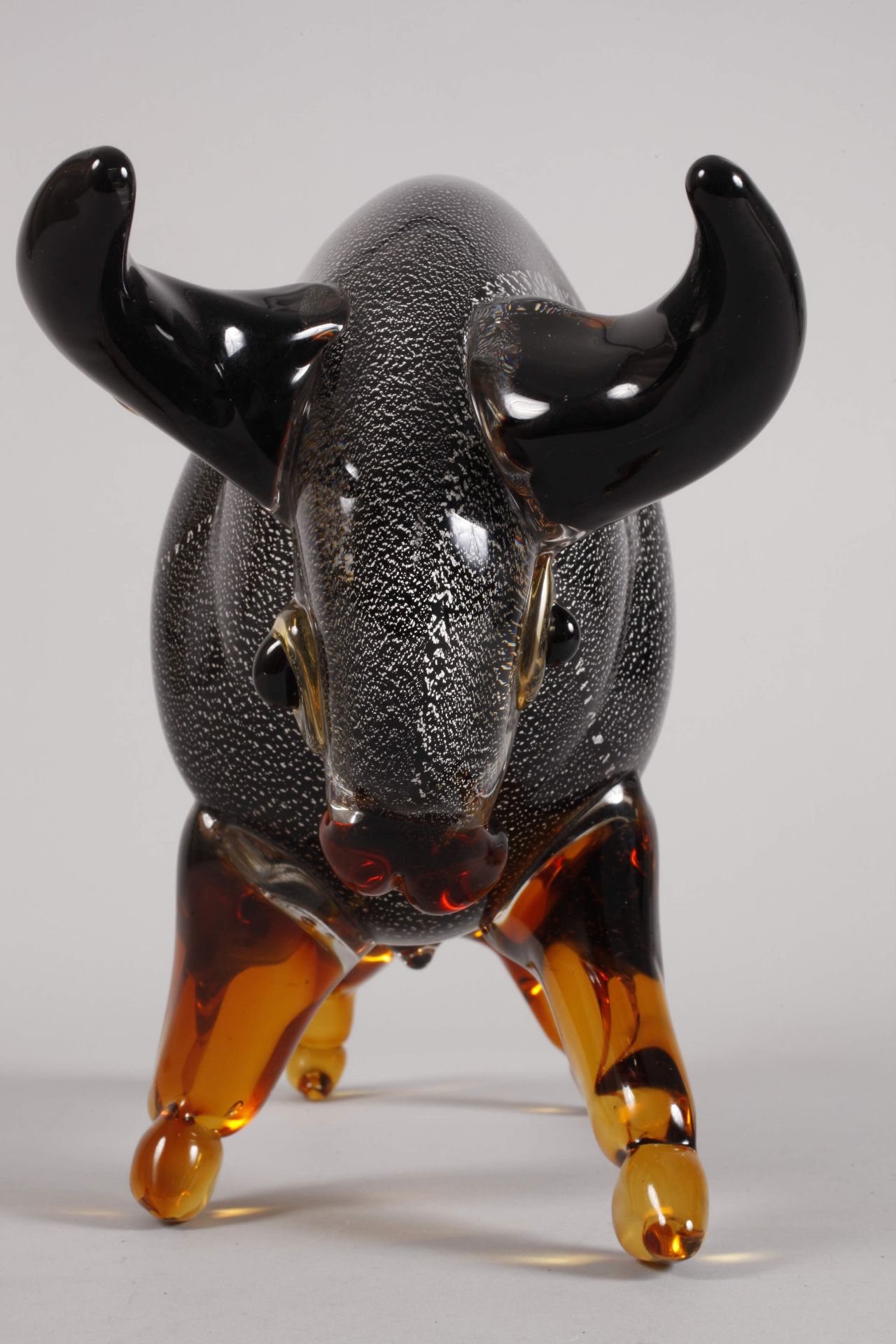 Murano large animal sculpture bull - Image 3 of 4